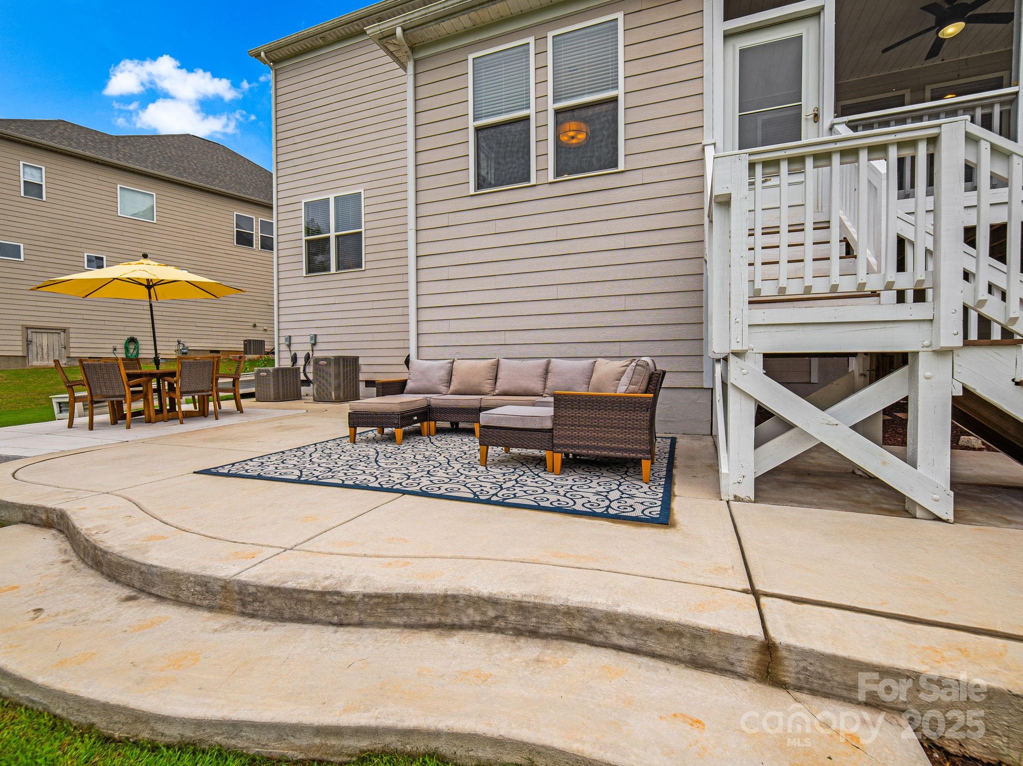 8628 Shadetree Street Property Photo 42