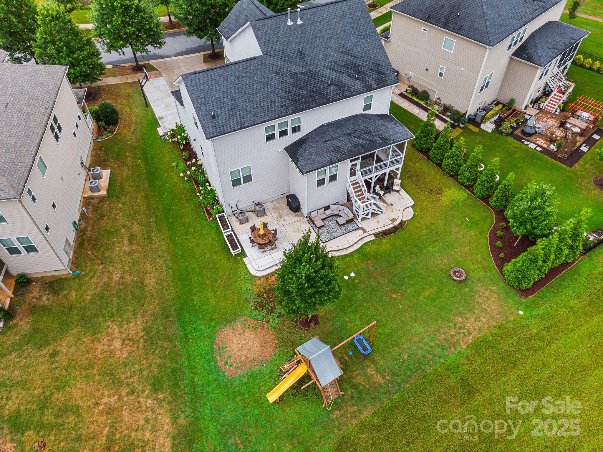 8628 Shadetree Street Property Photo 46