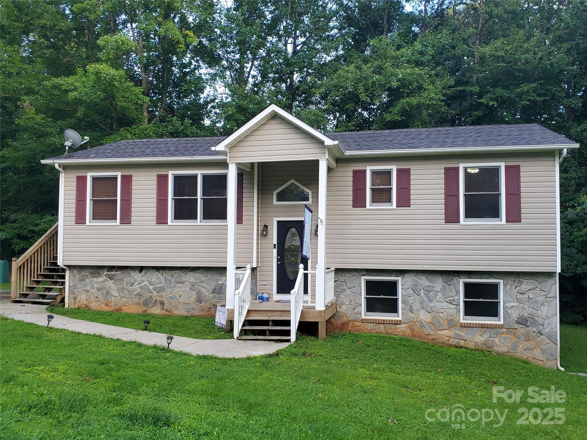 134 Millard Lane Property Photo 1