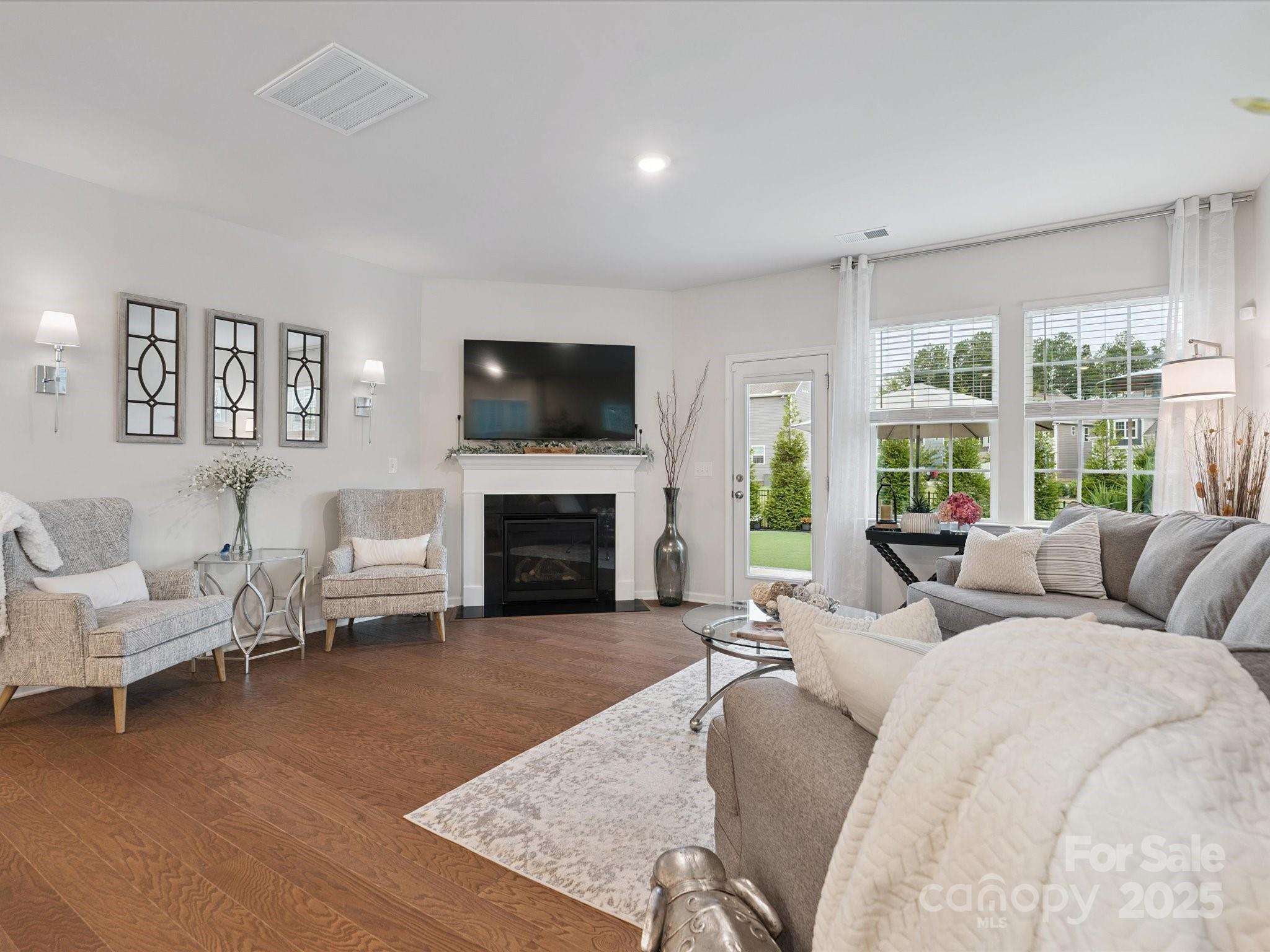 1008 Gabardine Lane Property Photo 23