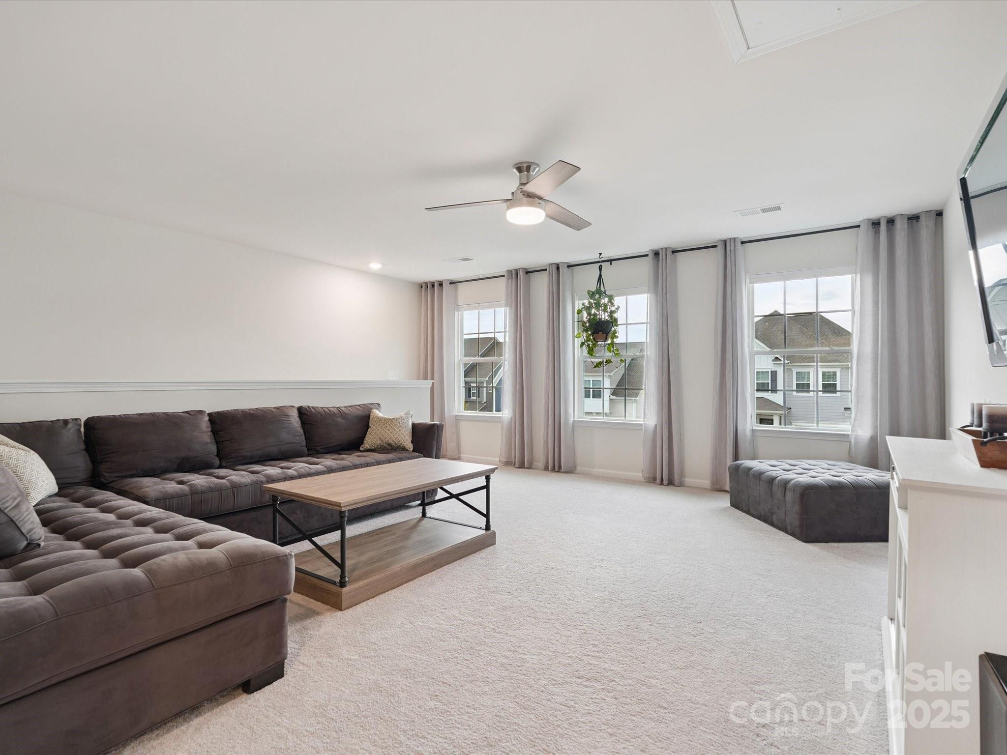 1008 Gabardine Lane Property Photo 30