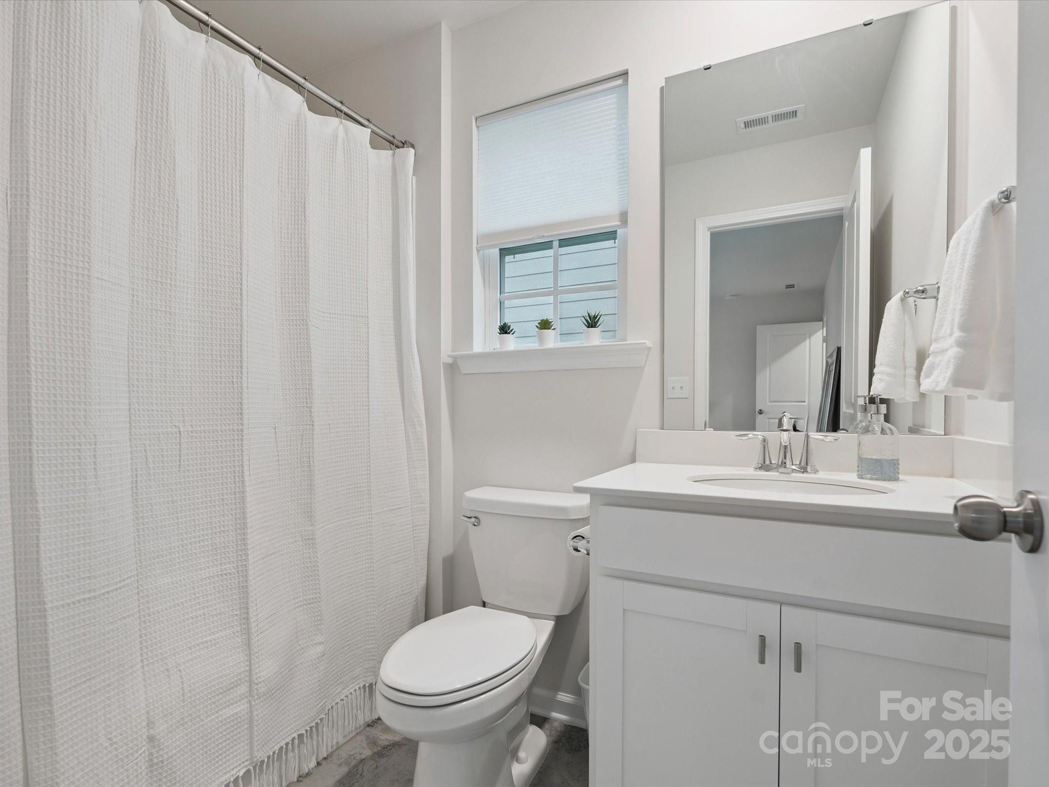 1008 Gabardine Lane Property Photo 38