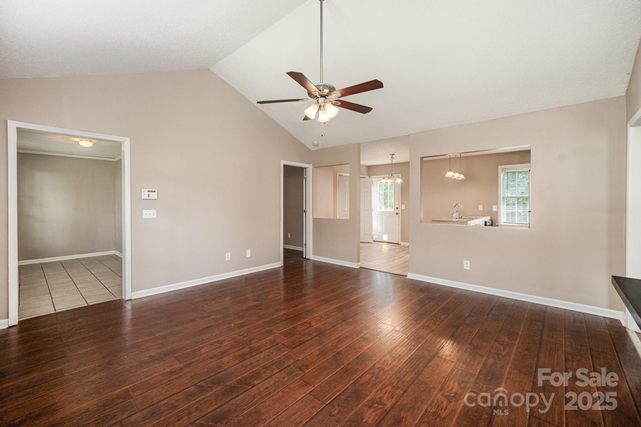 308 E Louisiana Avenue Property Photo 6