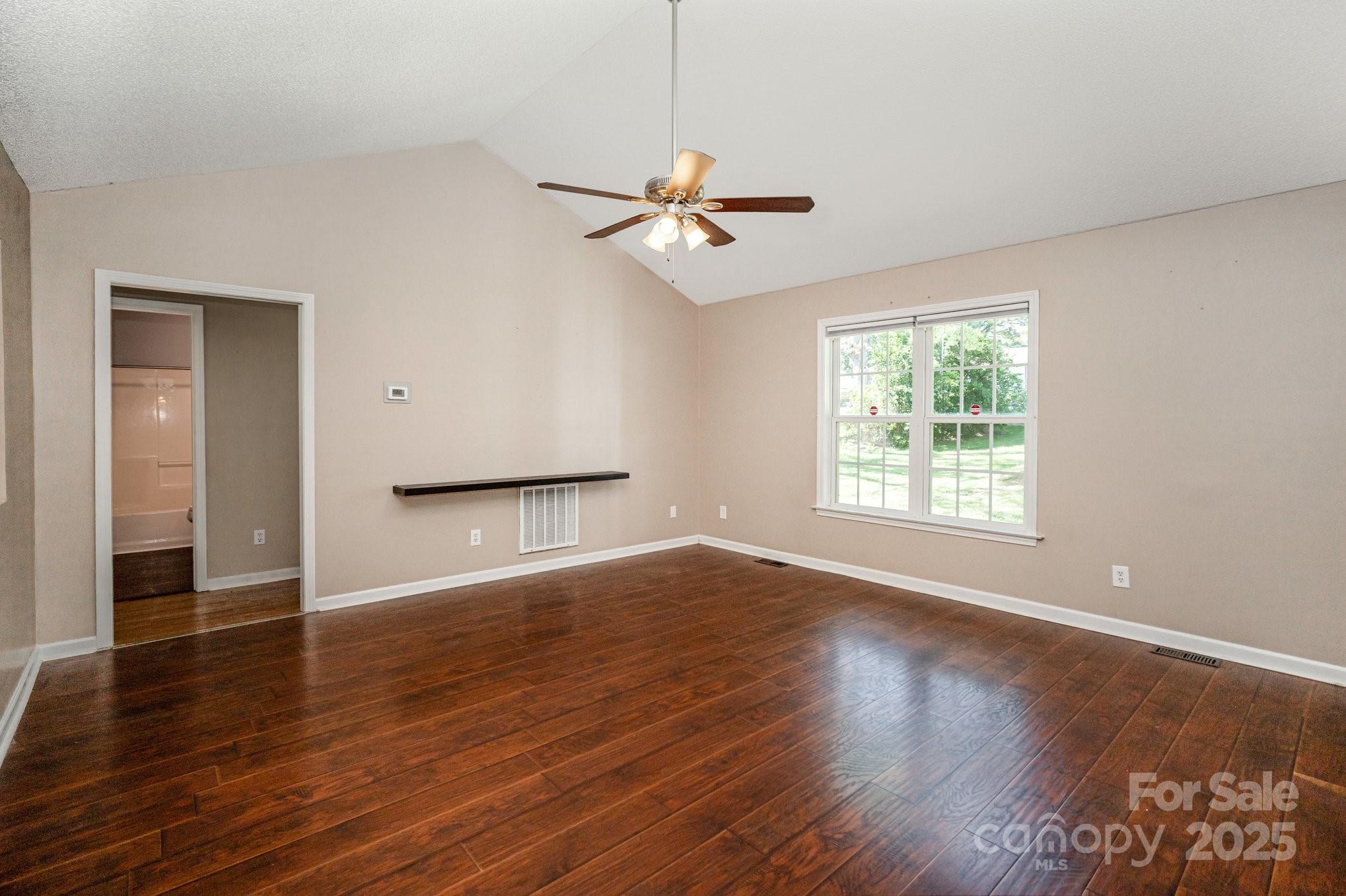 308 E Louisiana Avenue Property Photo 7