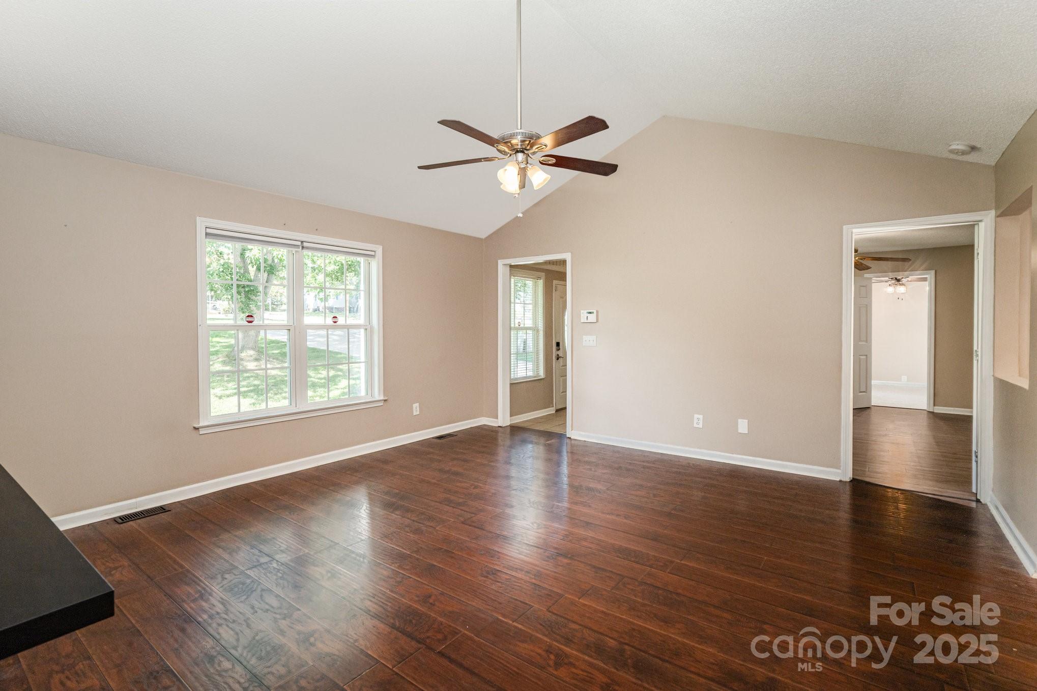 308 E Louisiana Avenue Property Photo 8