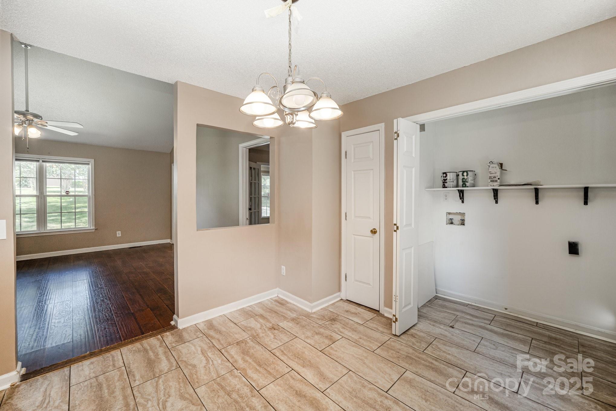 308 E Louisiana Avenue Property Photo 11