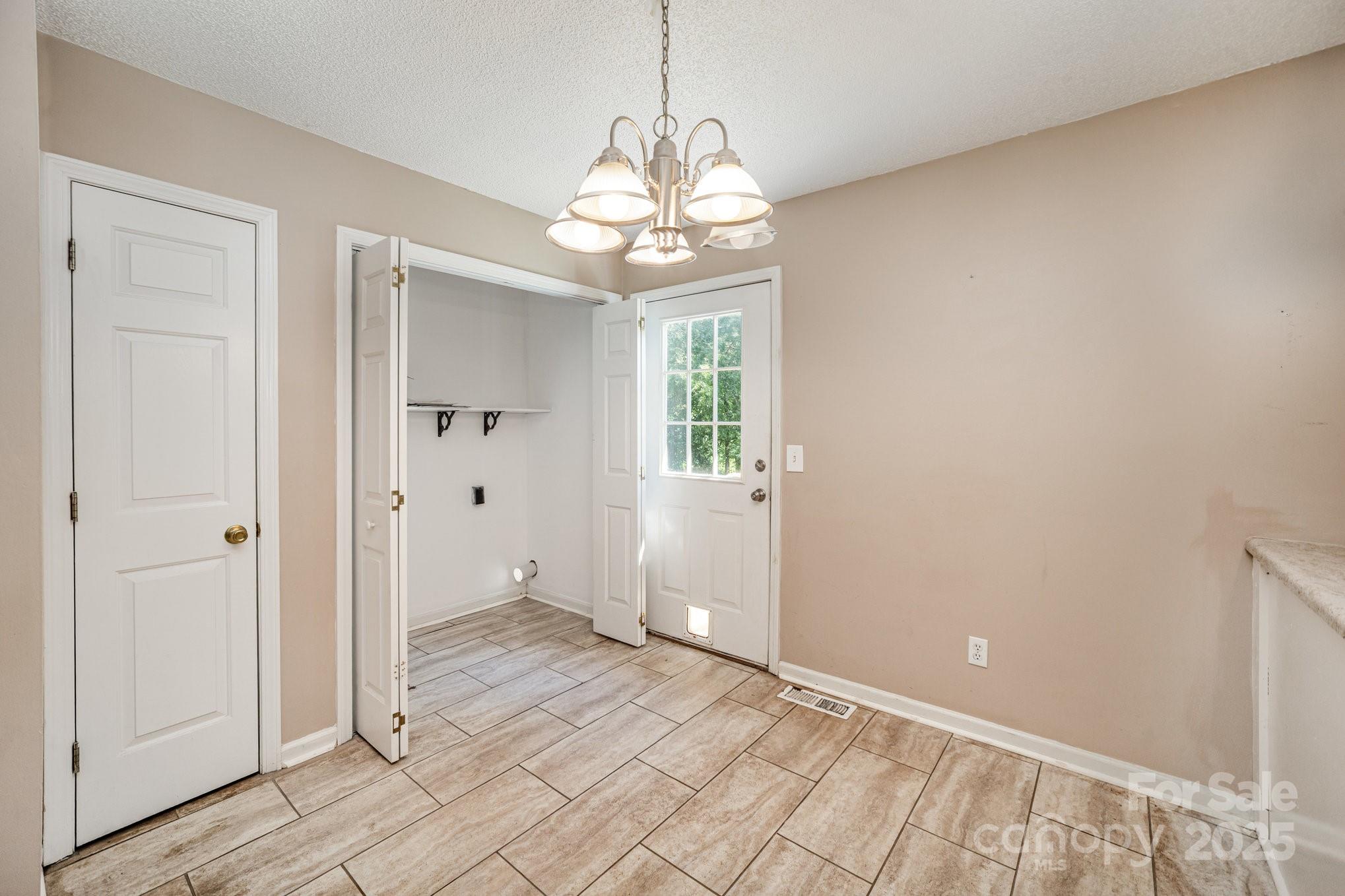 308 E Louisiana Avenue Property Photo 12