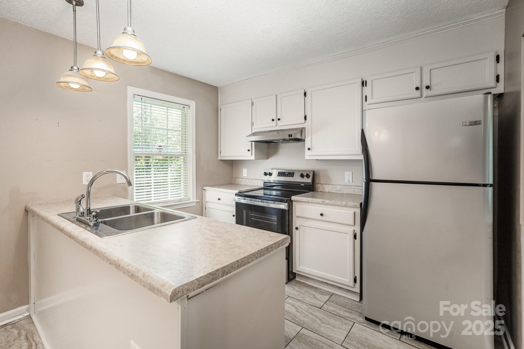 308 E Louisiana Avenue Property Photo 13