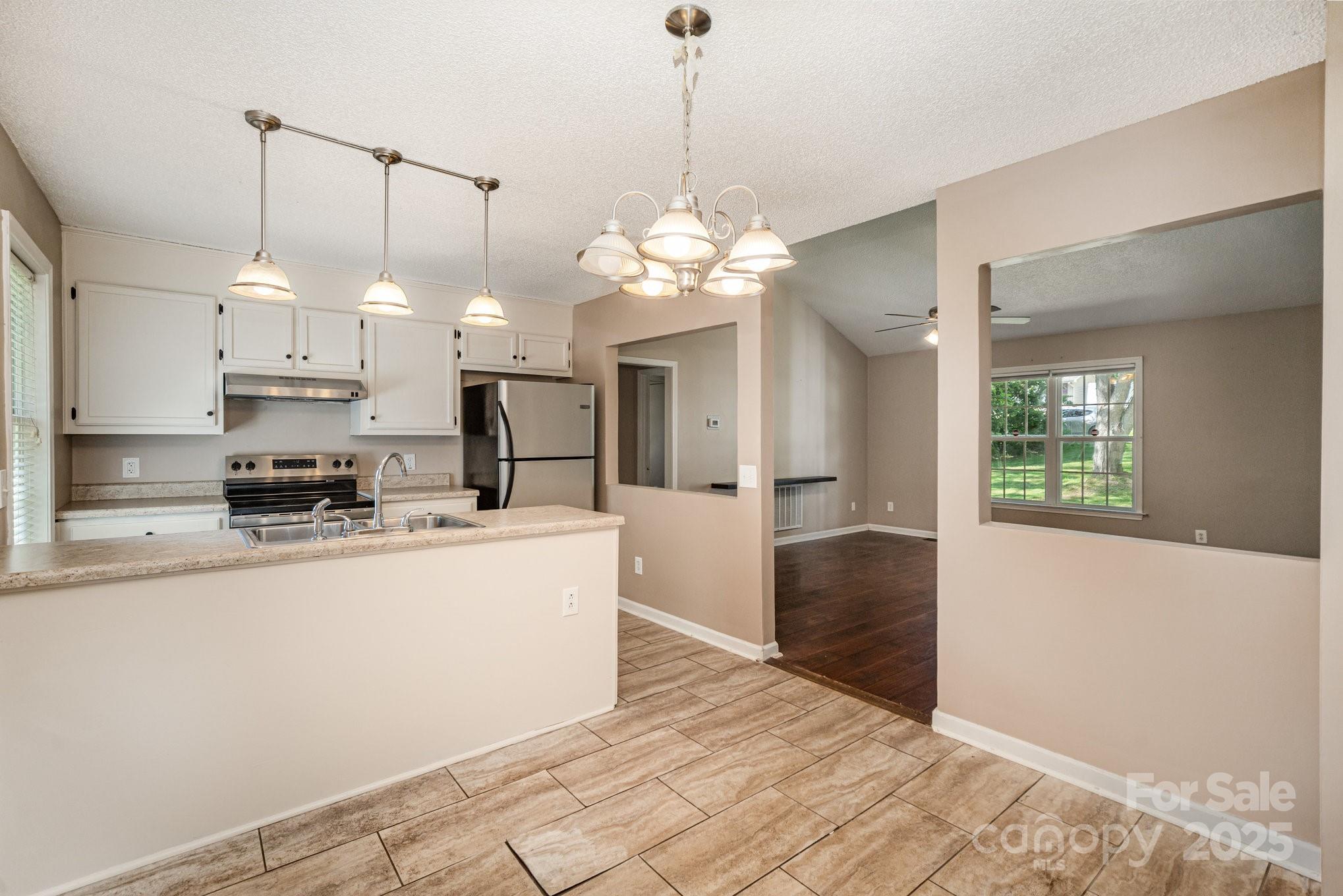 308 E Louisiana Avenue Property Photo 17