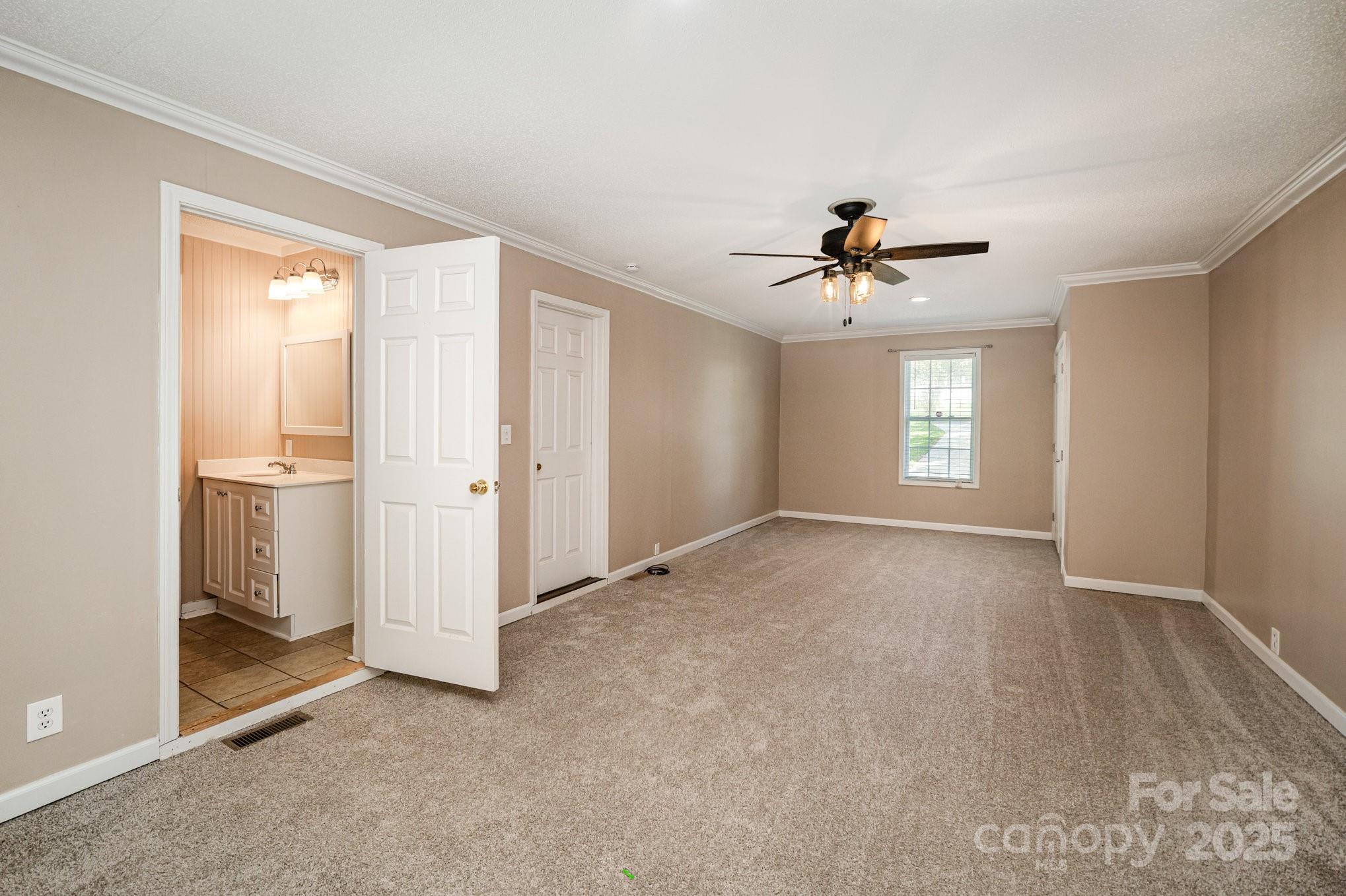 308 E Louisiana Avenue Property Photo 21