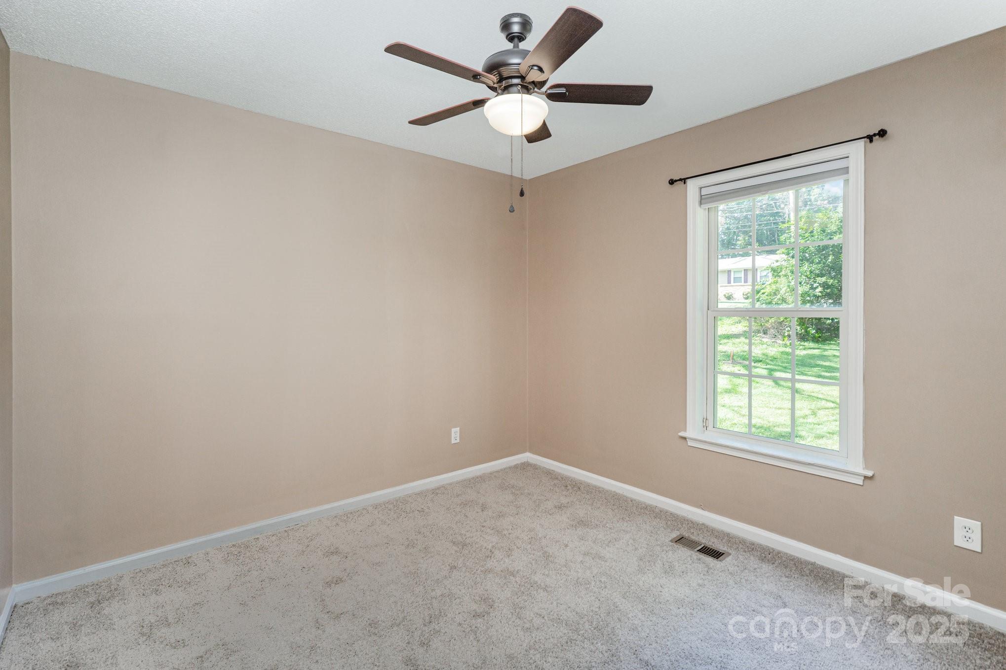 308 E Louisiana Avenue Property Photo 23