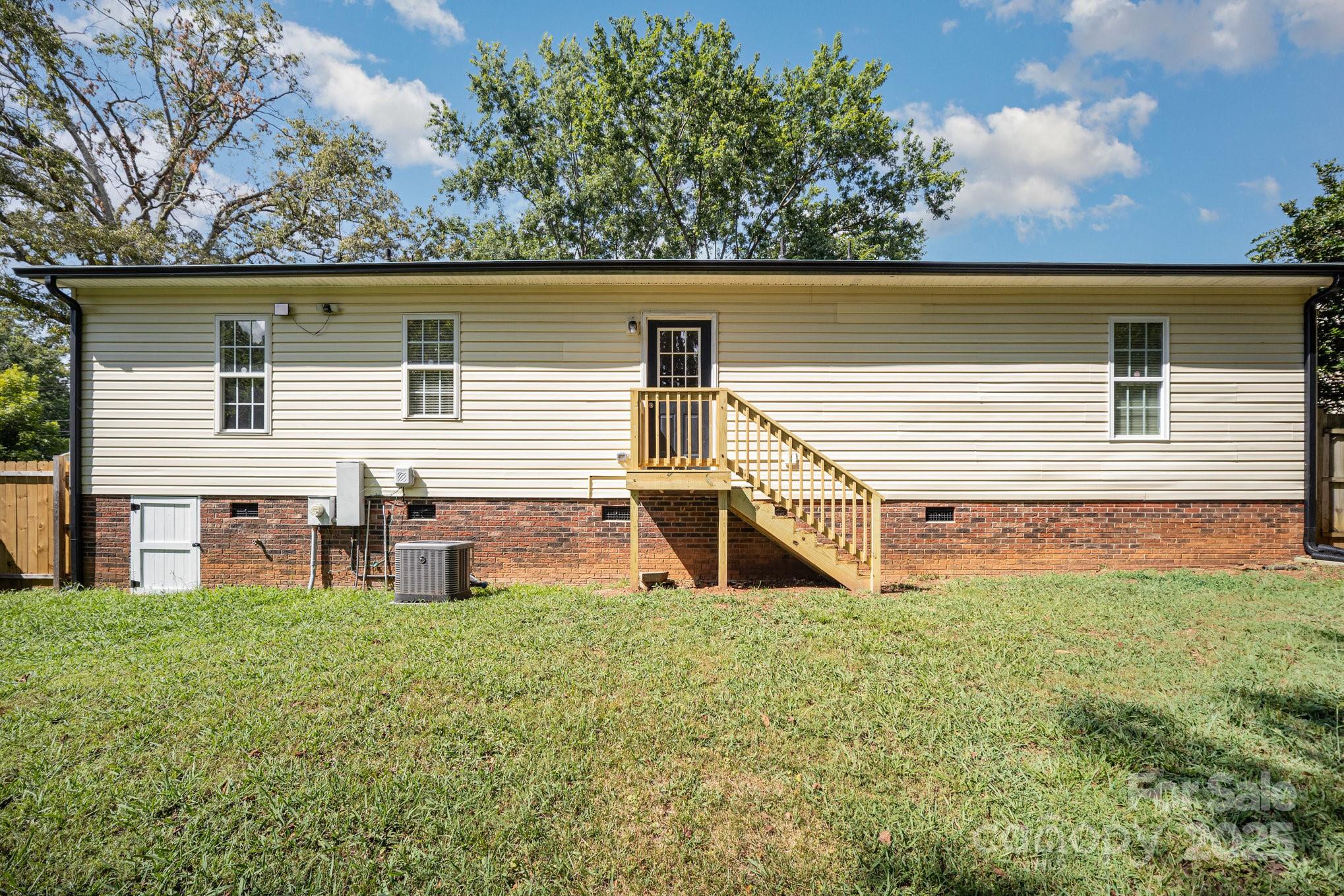 308 E Louisiana Avenue Property Photo 26