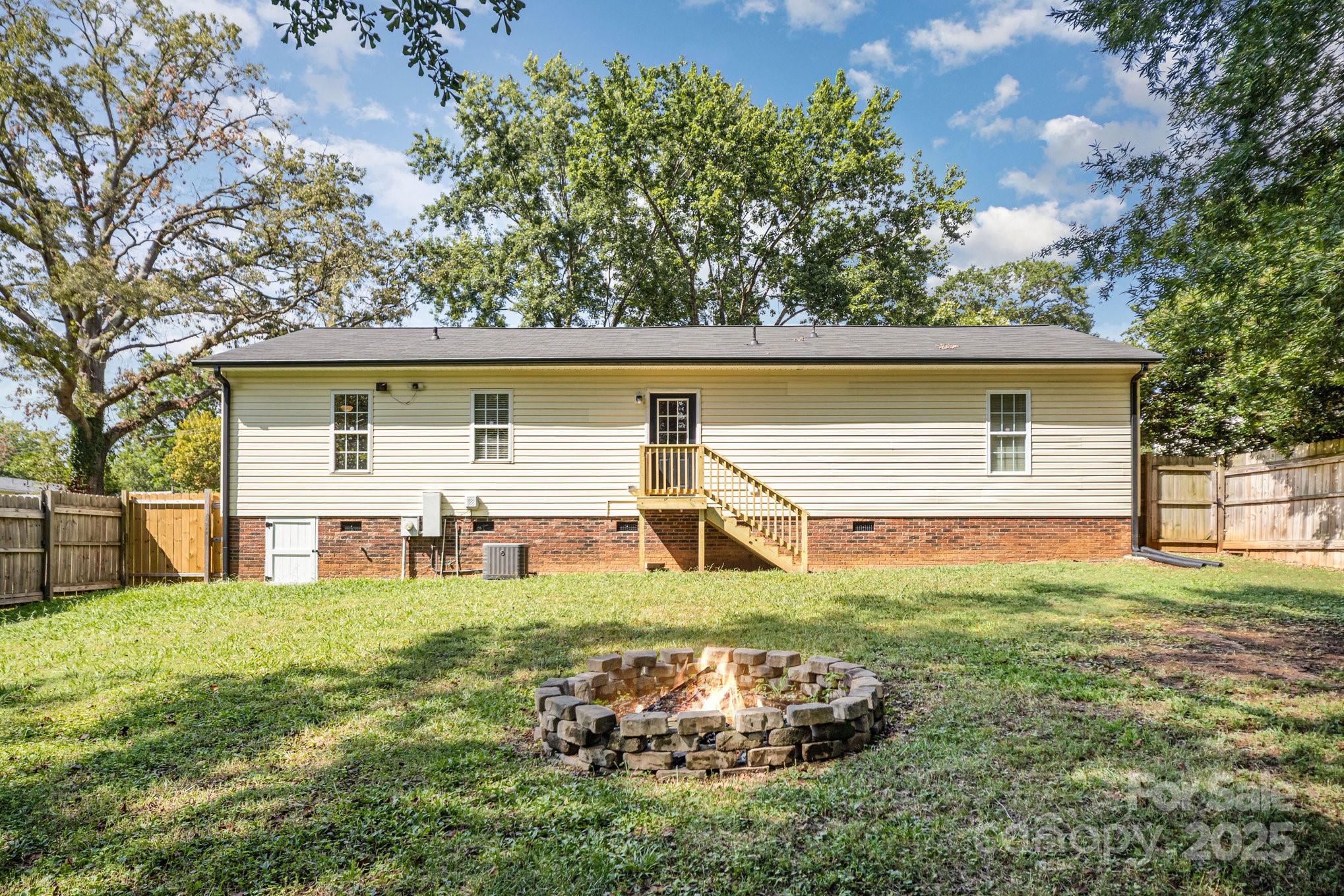 308 E Louisiana Avenue Property Photo 28