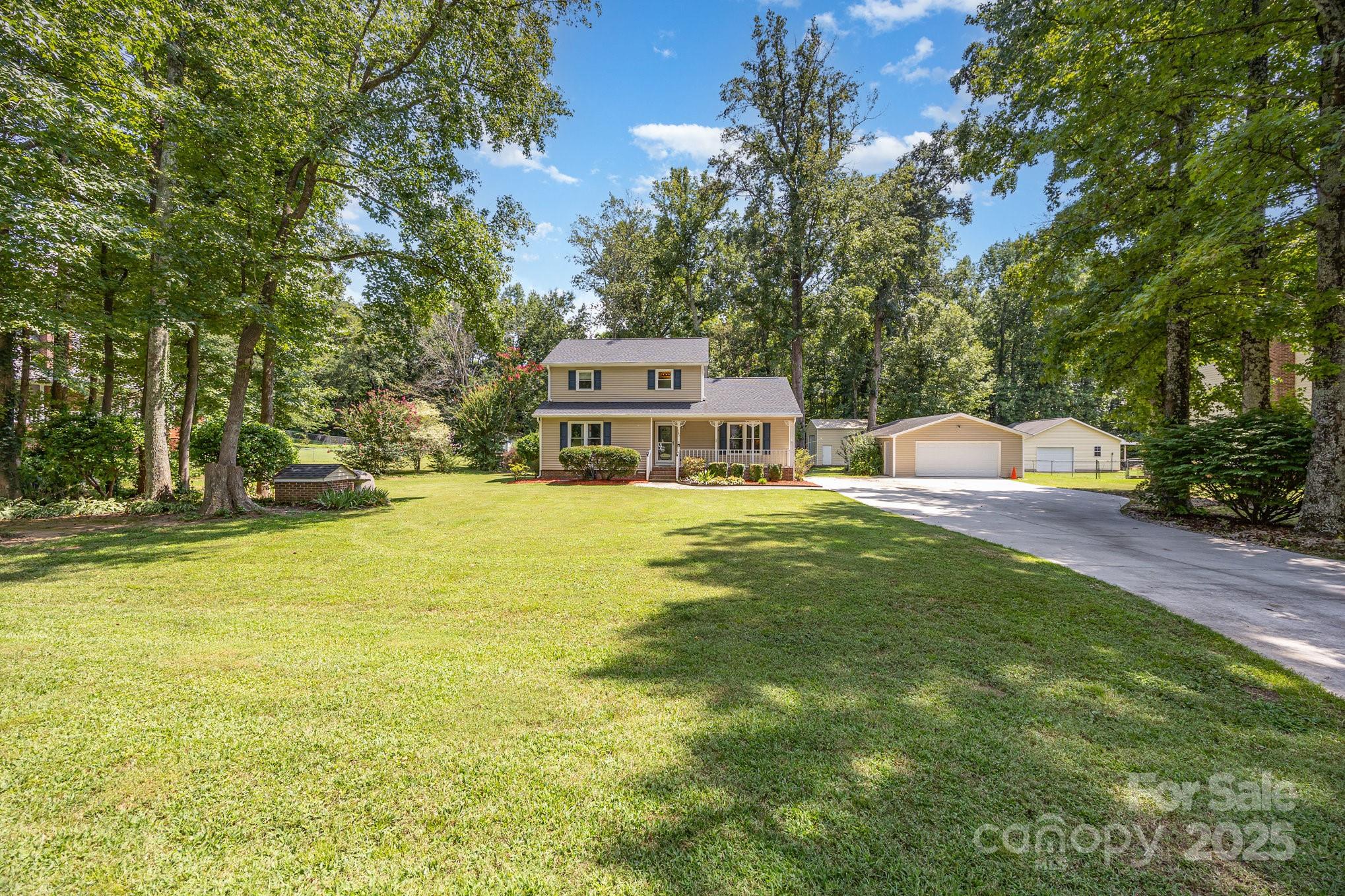 145 Willow Drive Property Photo 1