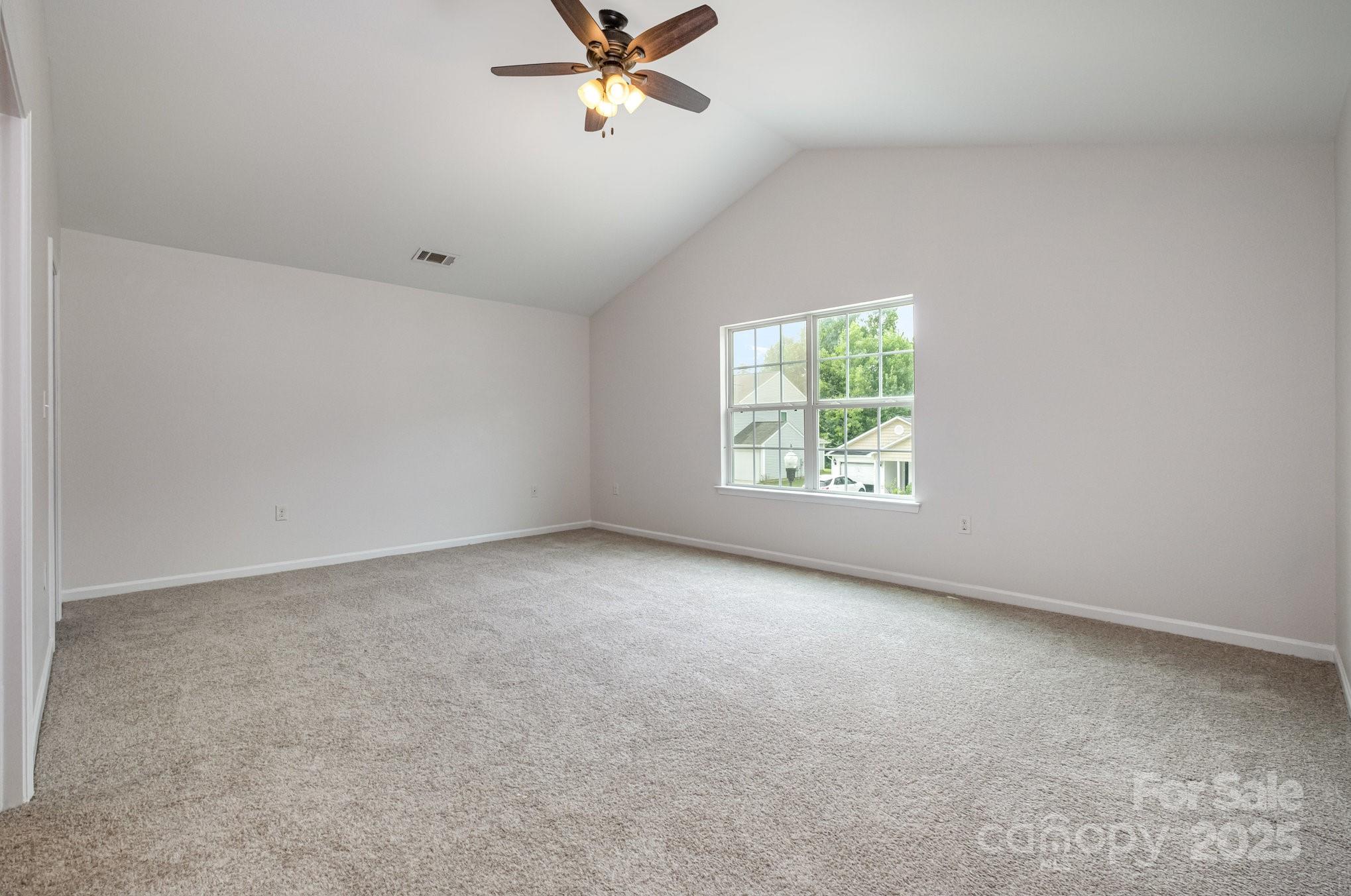 9718 Eagle Feathers Drive Property Photo 19