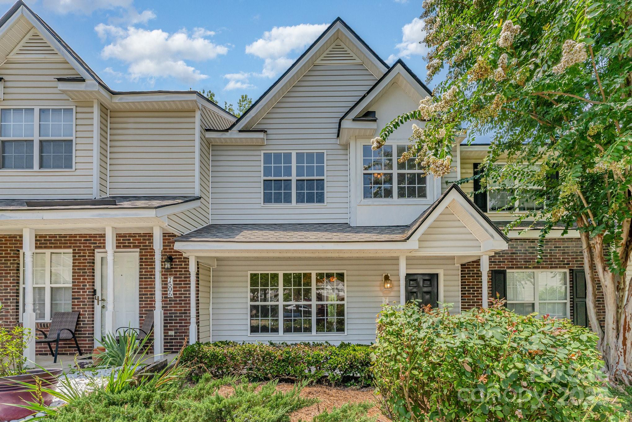 7504 Petrea Lane Property Photo 2