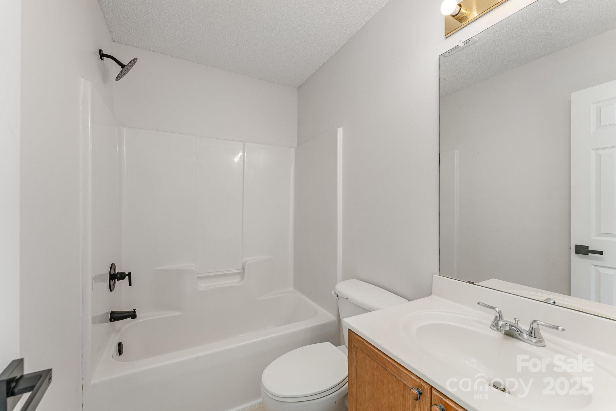 7504 Petrea Lane Property Photo 15