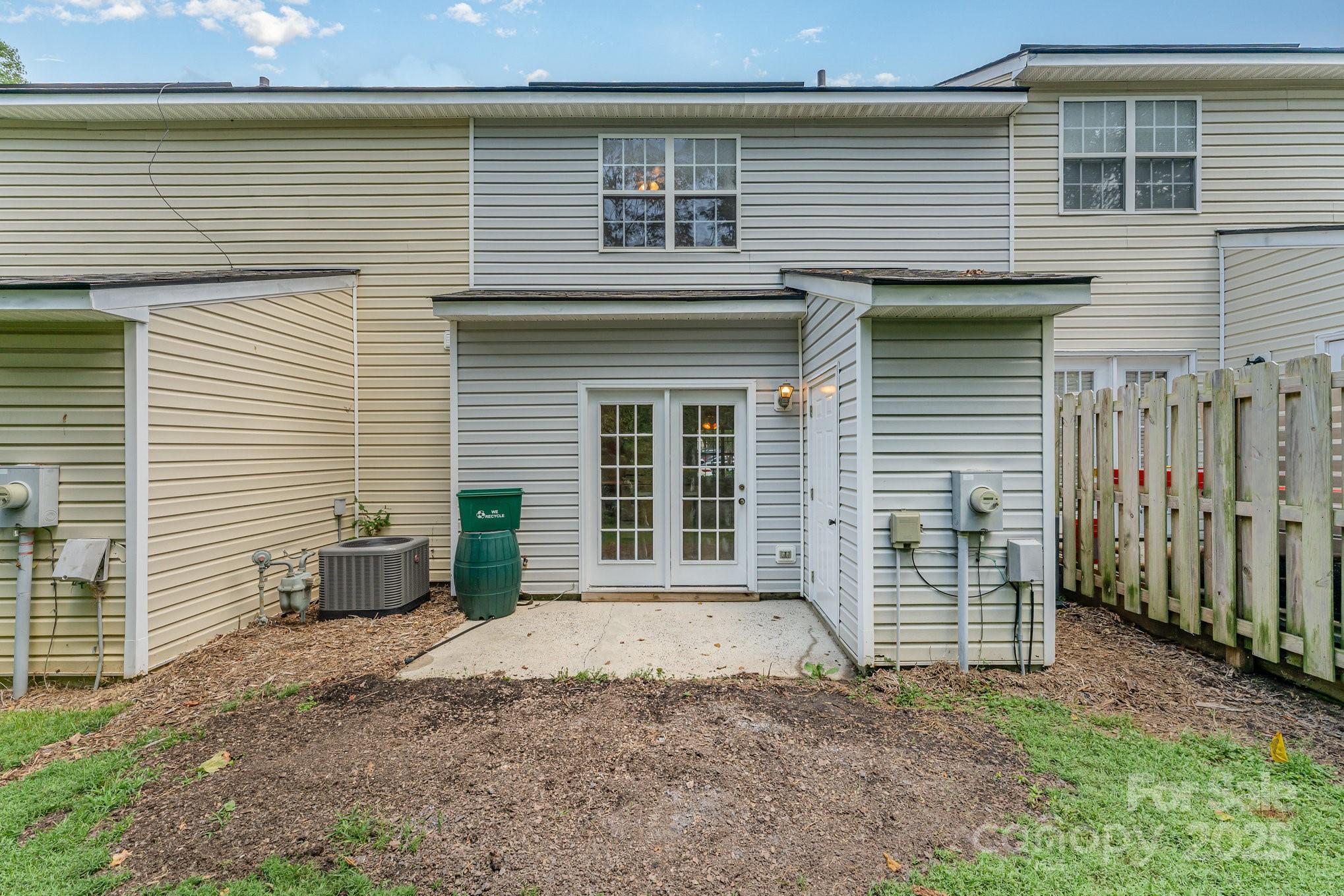 7504 Petrea Lane Property Photo 22