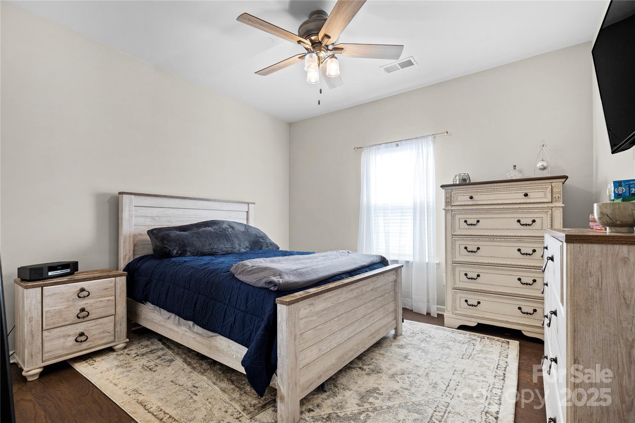 5050 Abbington Way Property Photo 21