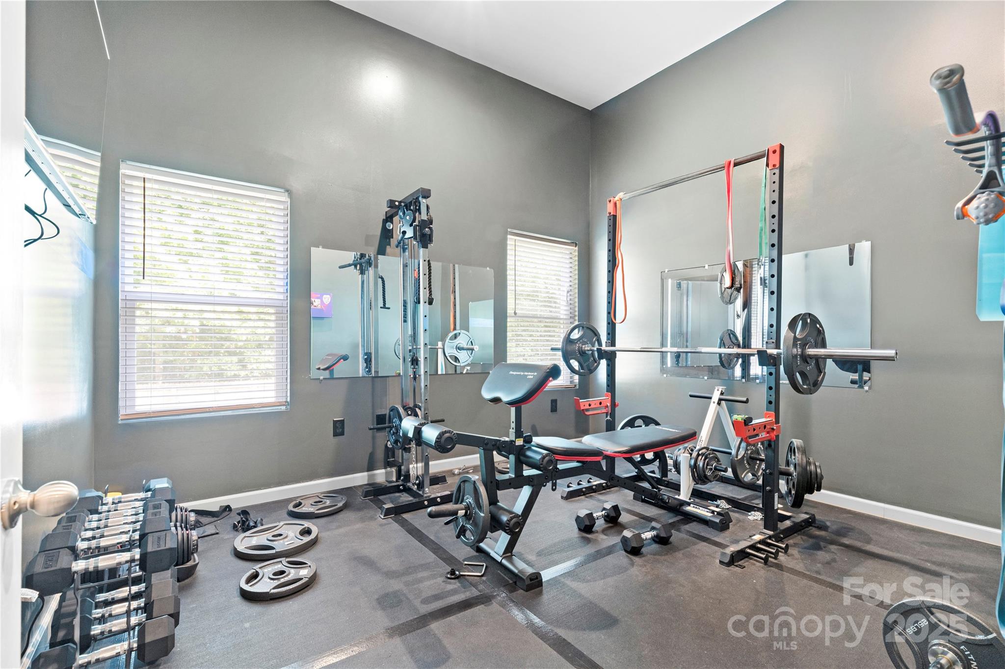 5050 Abbington Way Property Photo 29