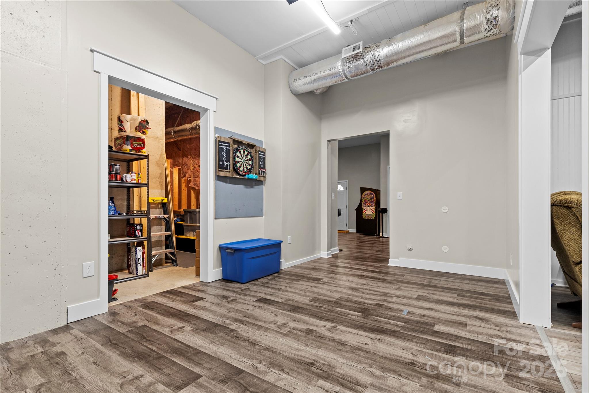 5050 Abbington Way Property Photo 31