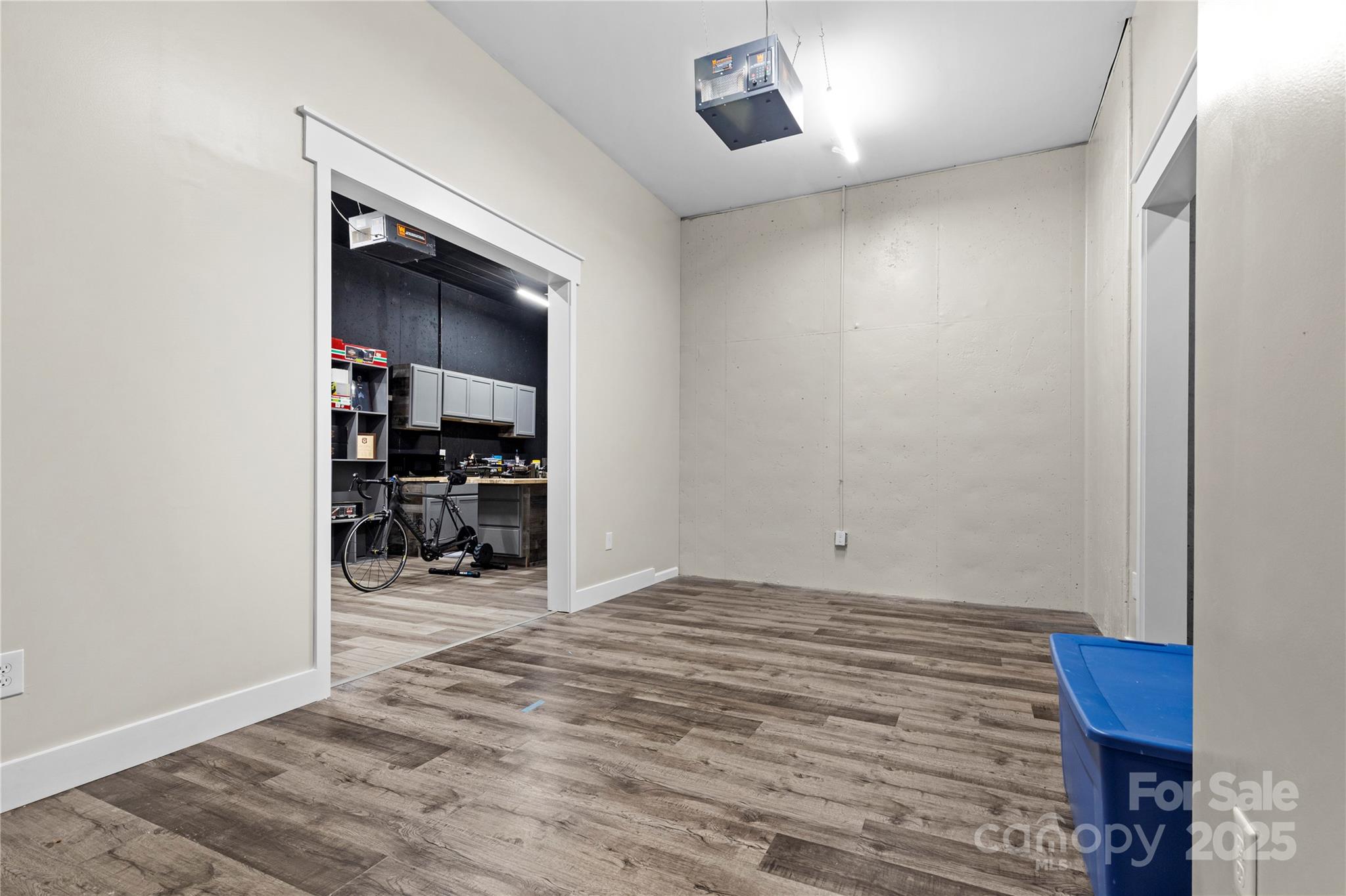 5050 Abbington Way Property Photo 32