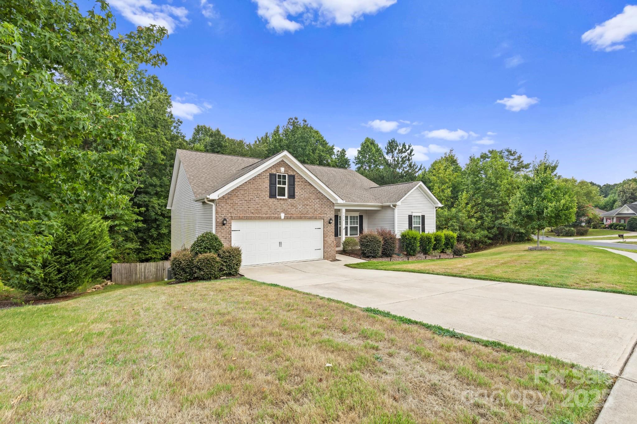 5050 Abbington Way Property Photo 38