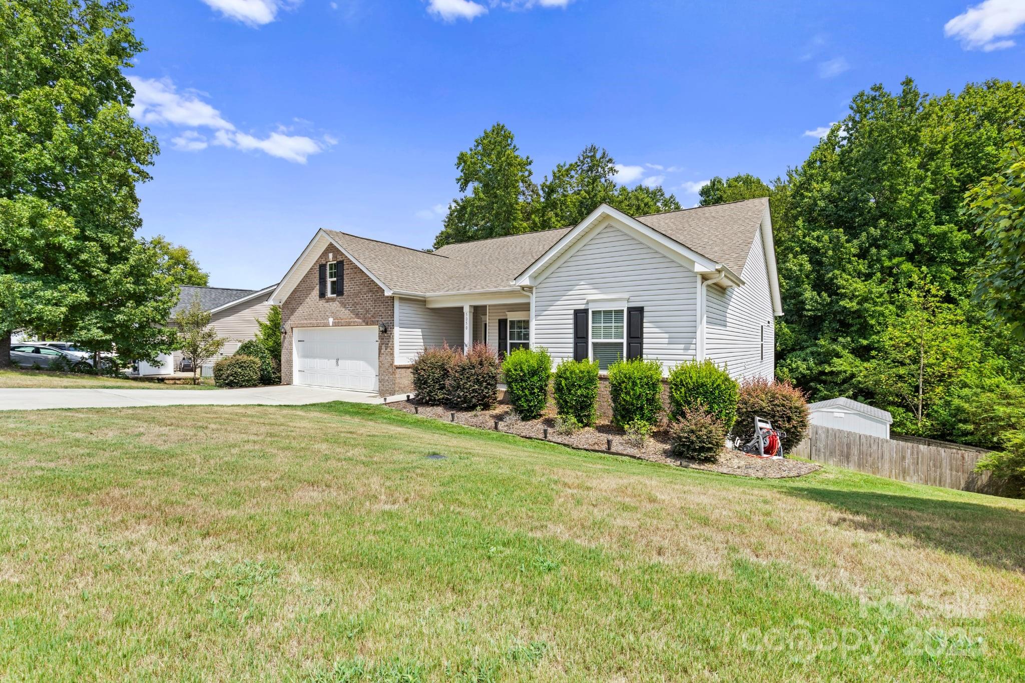 5050 Abbington Way Property Photo 39