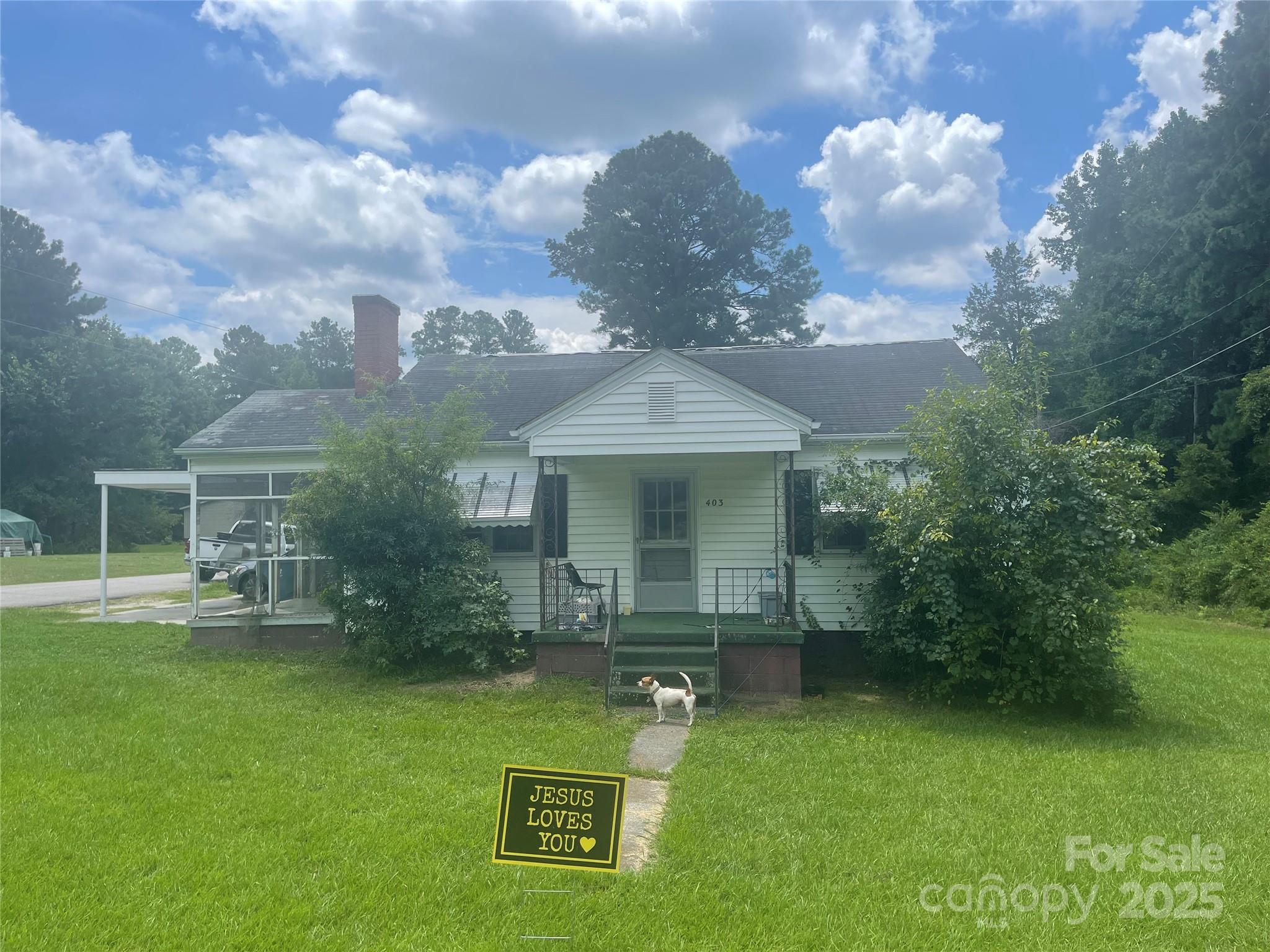 403 Mill Street Property Photo 1