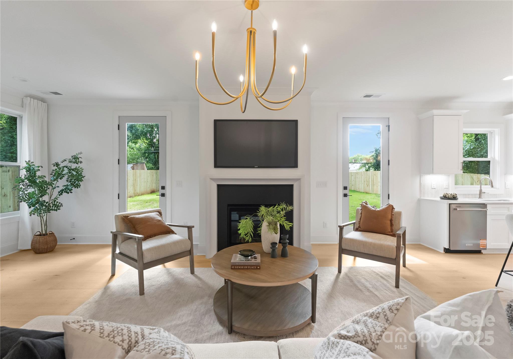 300 Gene Avenue Property Photo 6