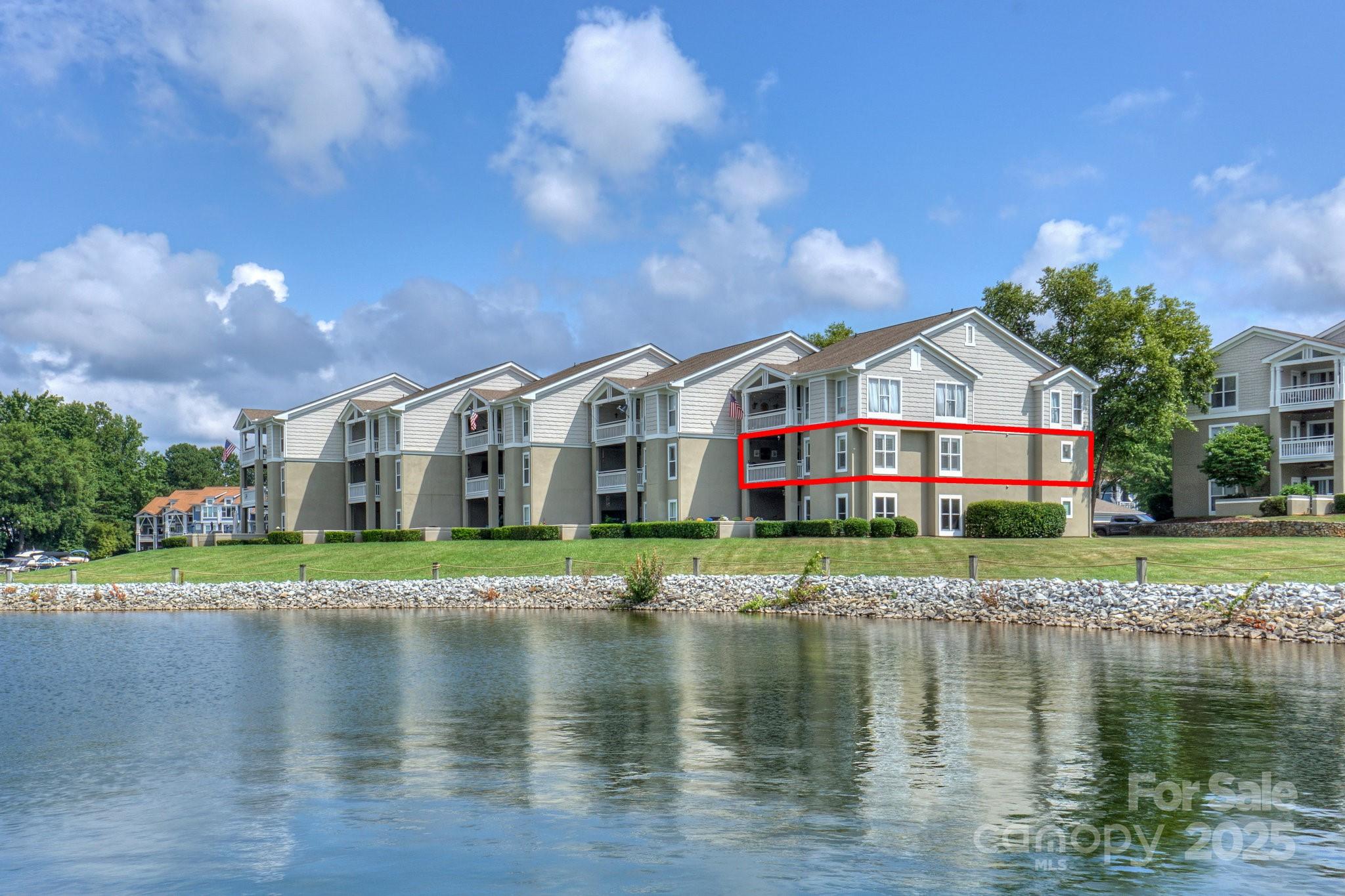 1238 Torrence Circle Property Photo 1