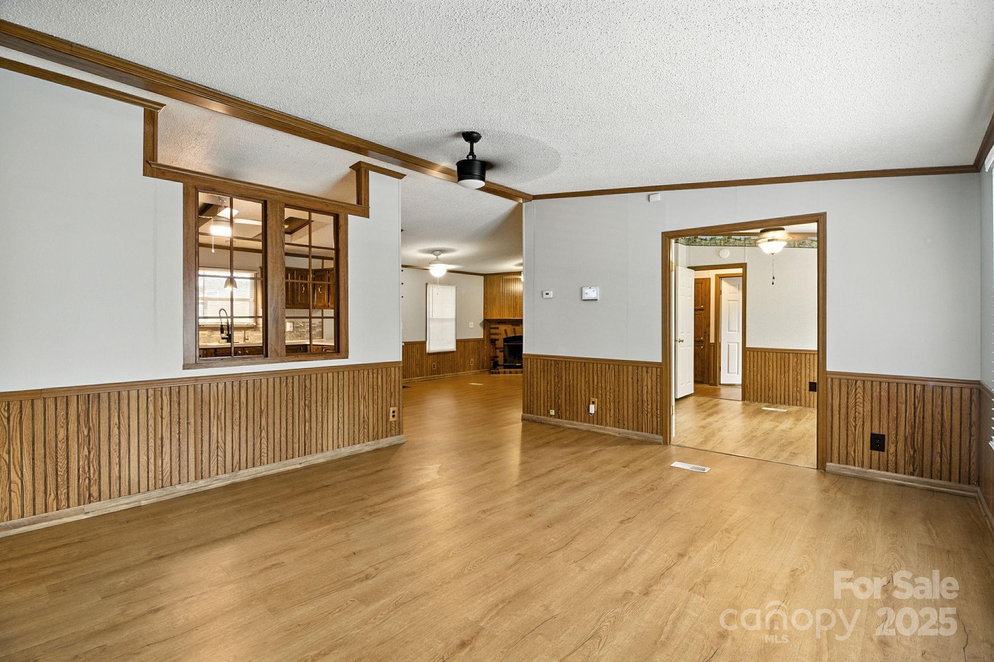 6337 Fairlane Street Property Photo 5