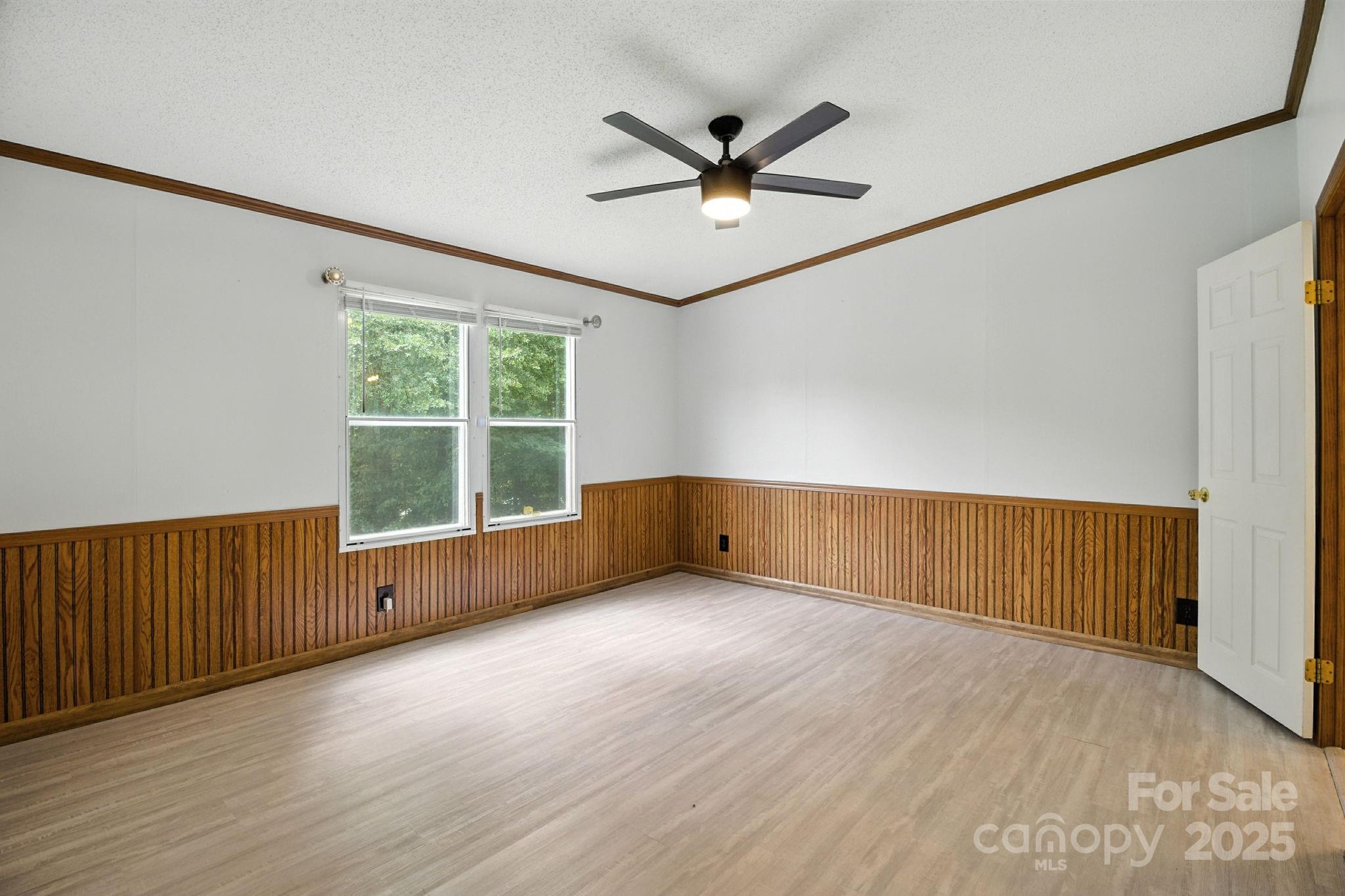 6337 Fairlane Street Property Photo 7