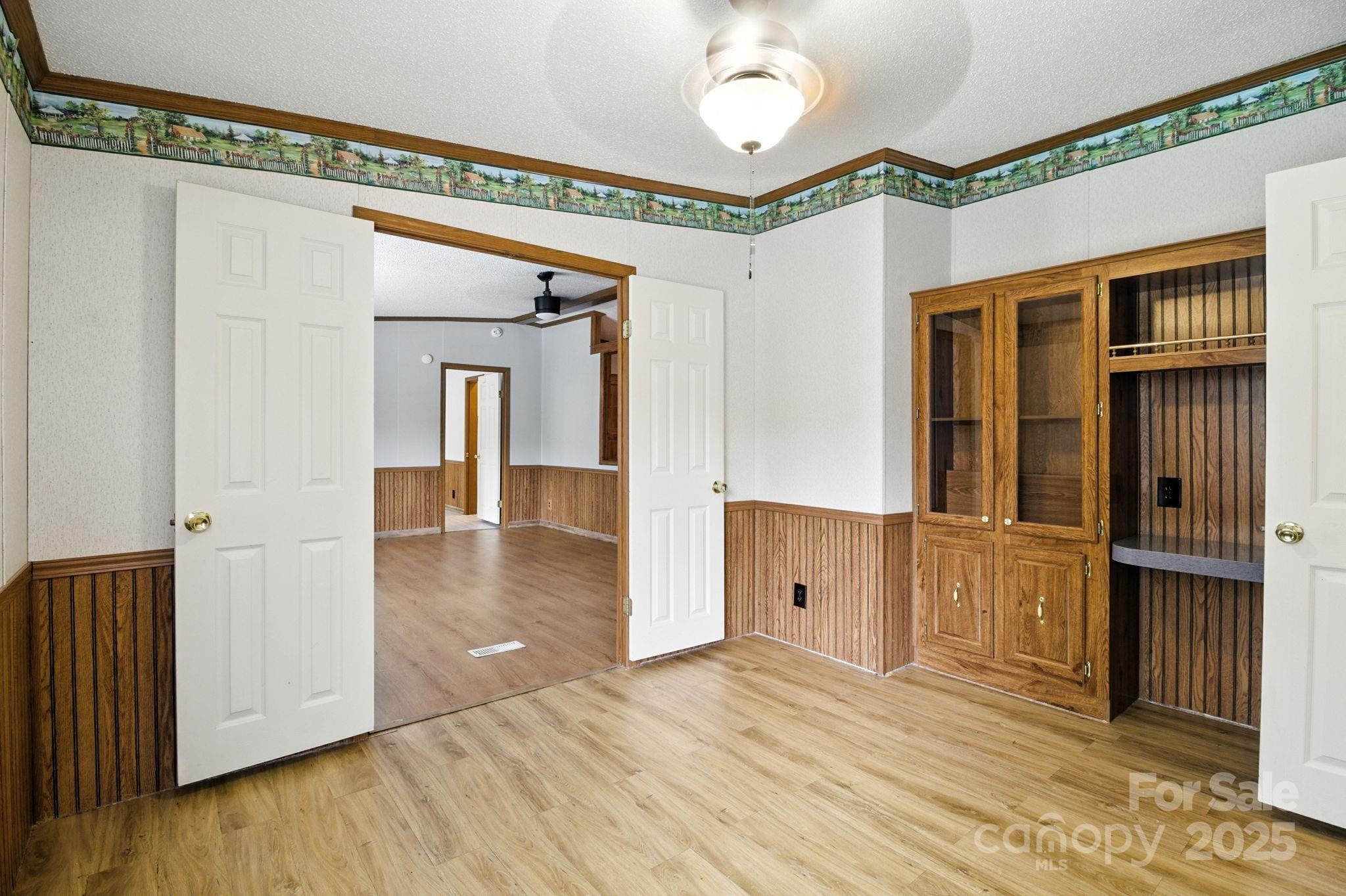 6337 Fairlane Street Property Photo 14