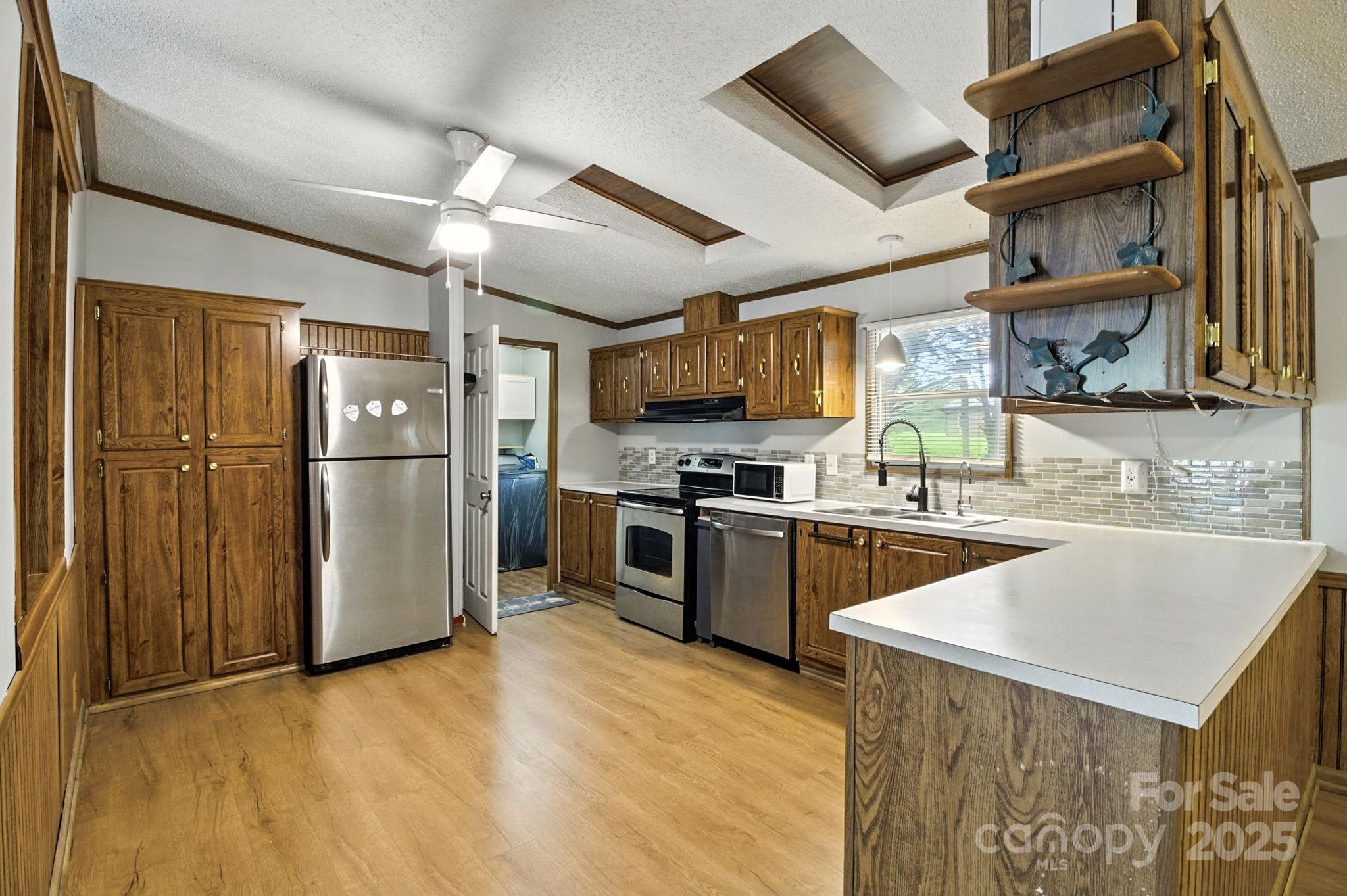 6337 Fairlane Street Property Photo 25