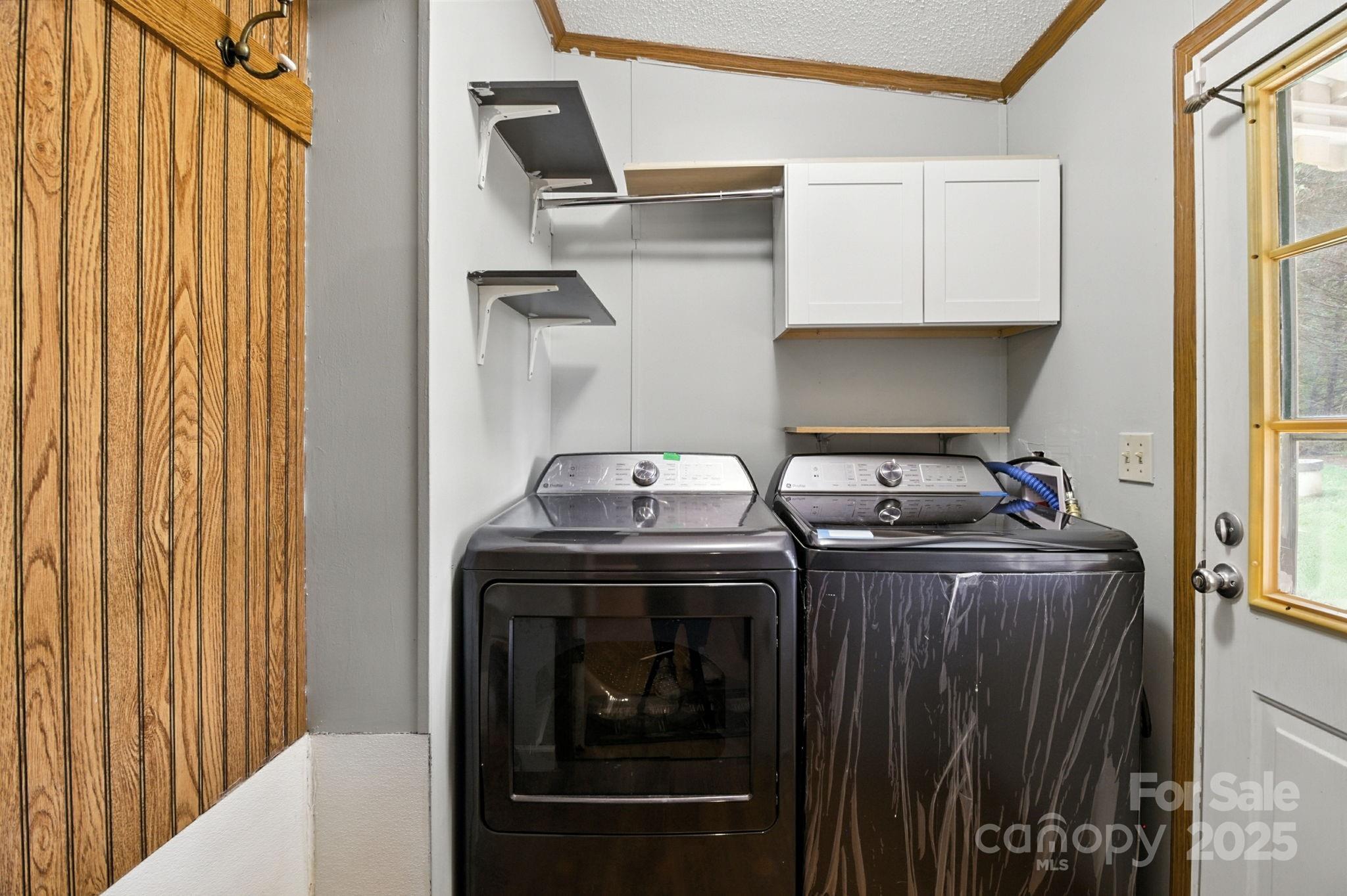 6337 Fairlane Street Property Photo 27