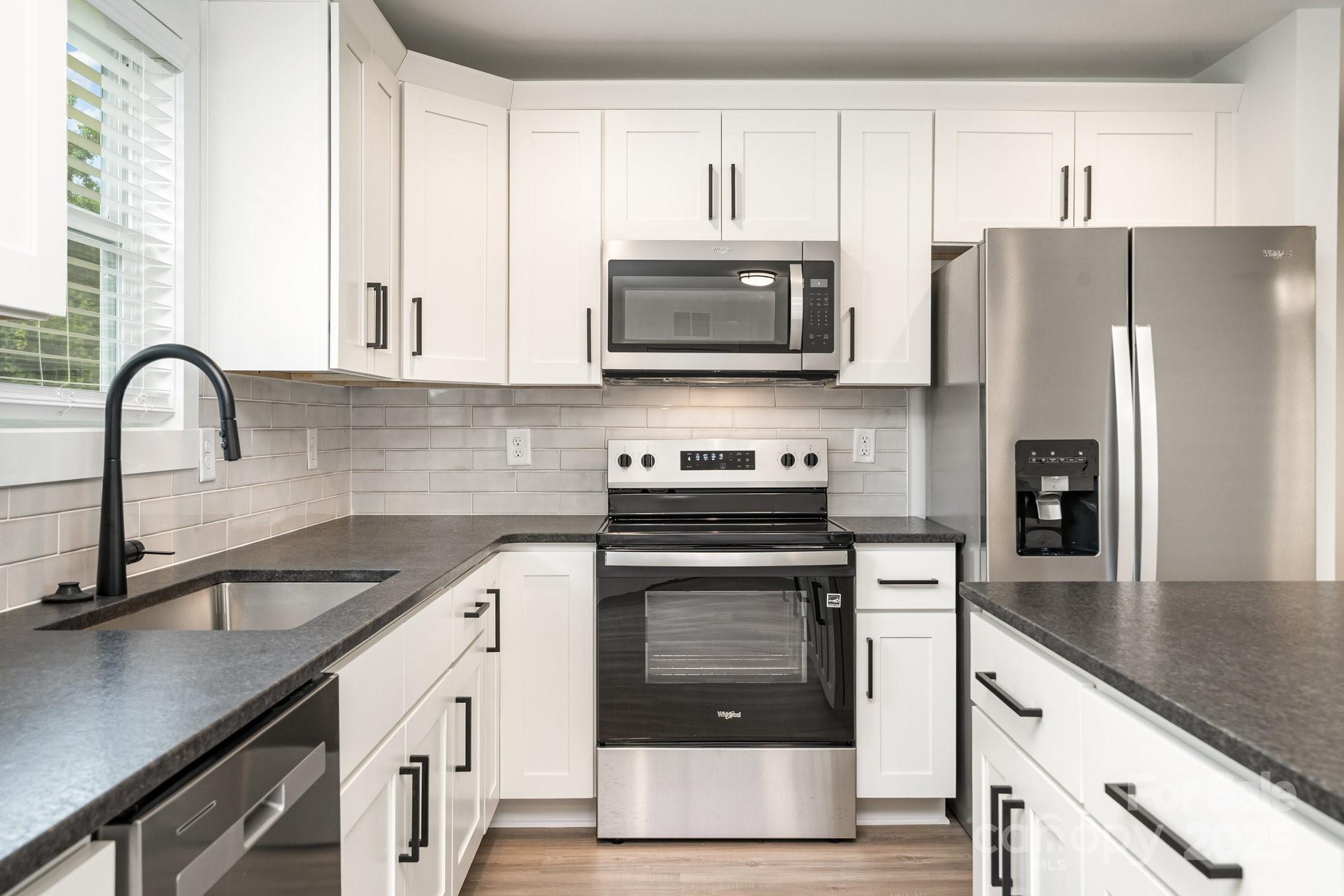 600 Self Street Property Photo 10