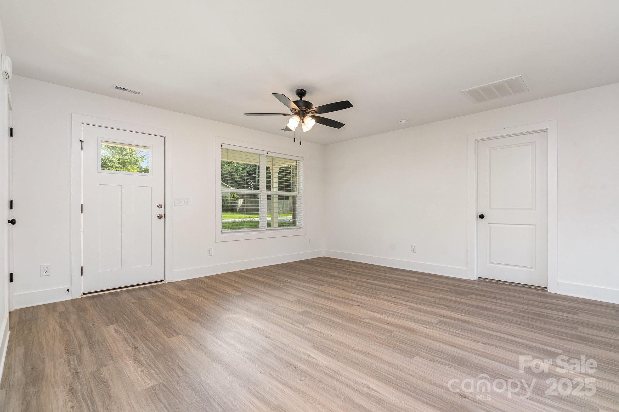 600 Self Street Property Photo 12