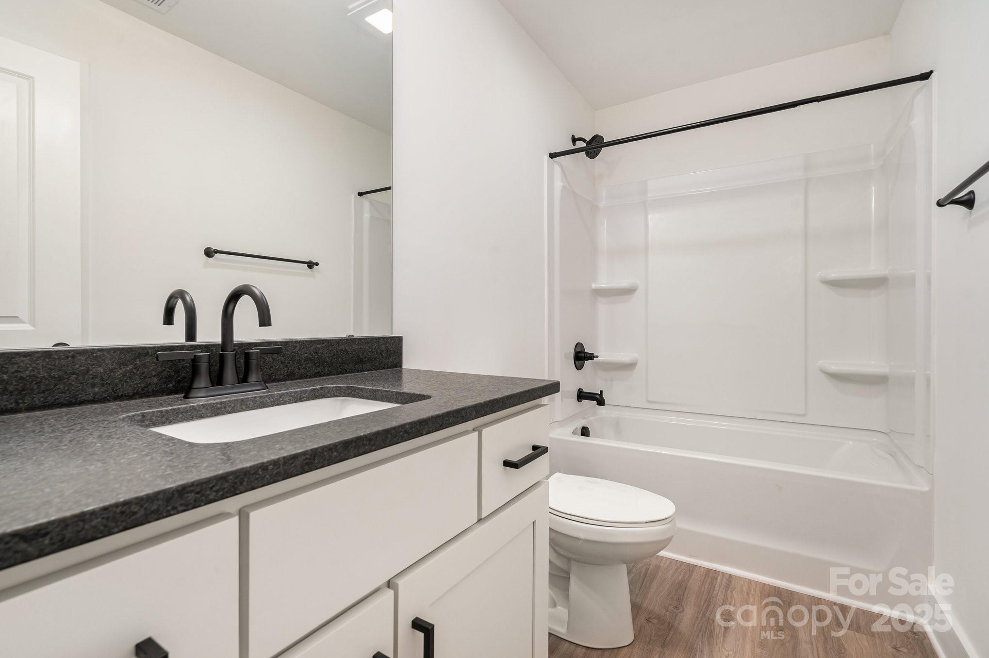 600 Self Street Property Photo 16