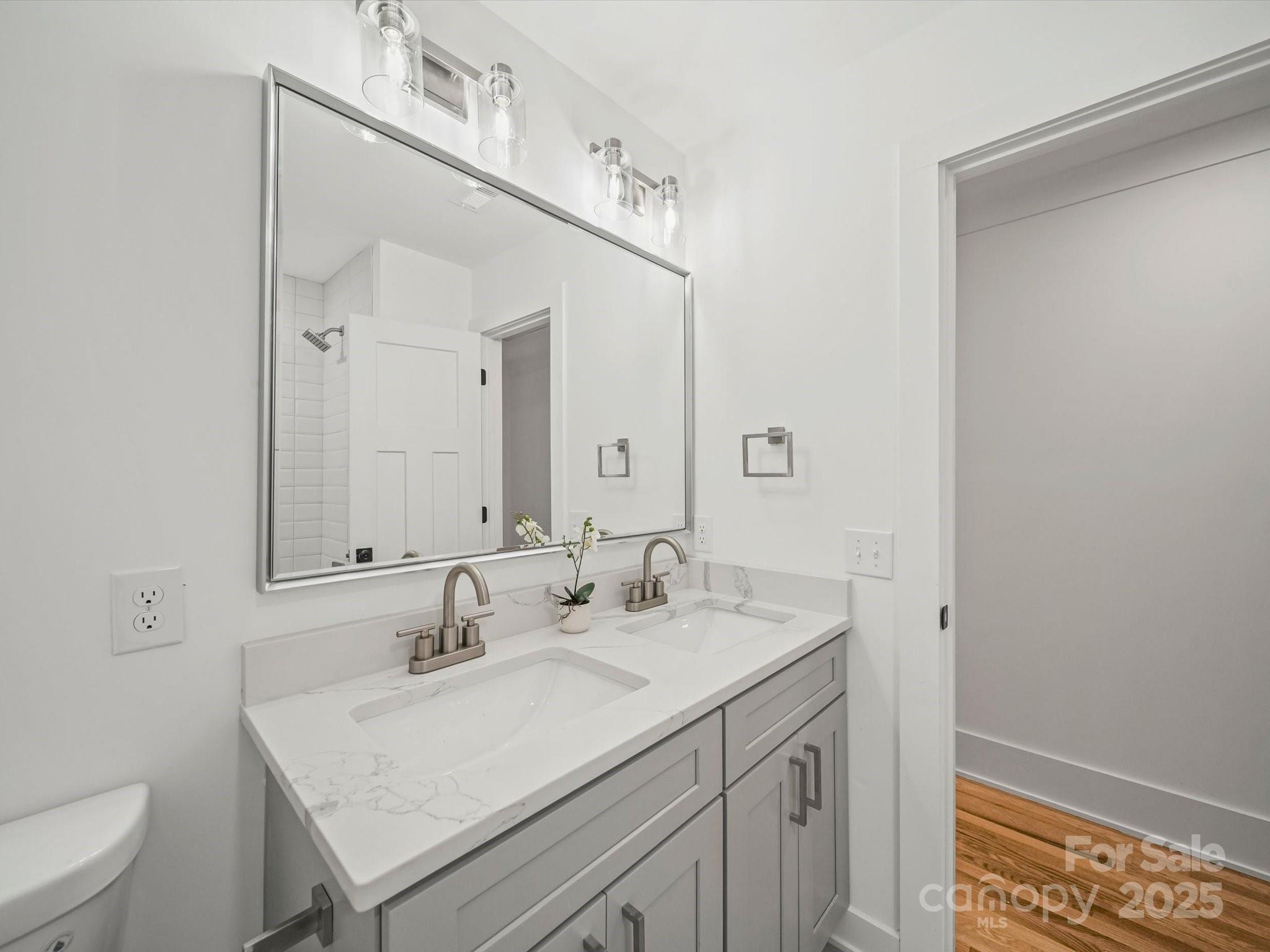 7115 Brynhurst Drive Property Photo 19