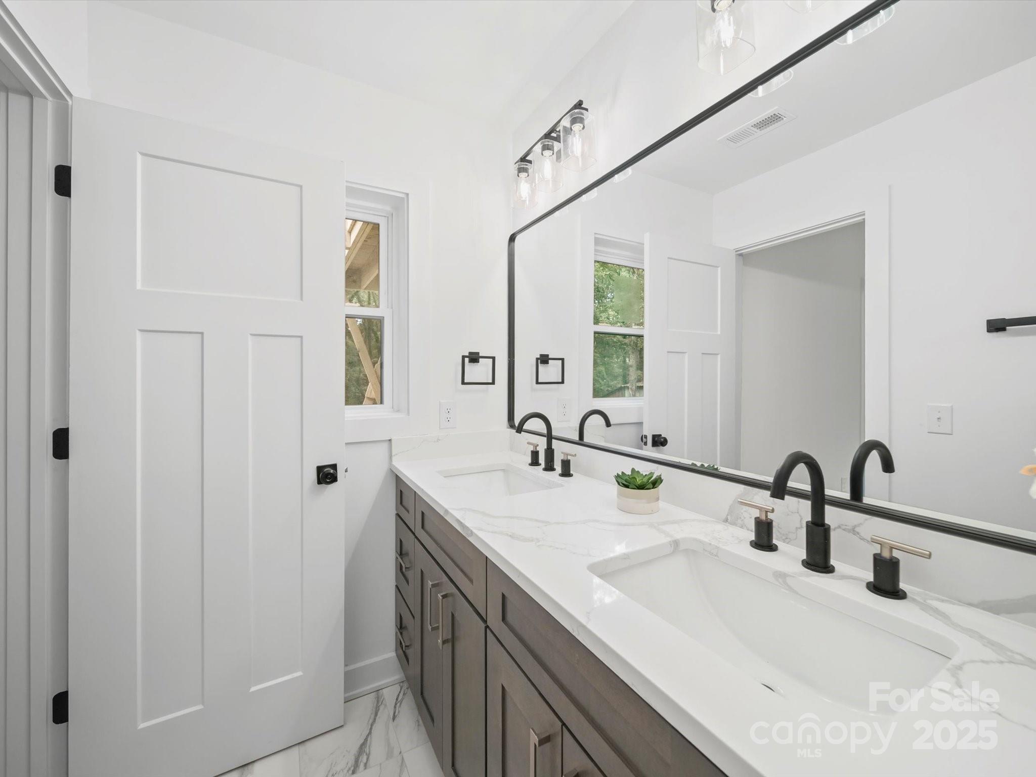 7115 Brynhurst Drive Property Photo 30