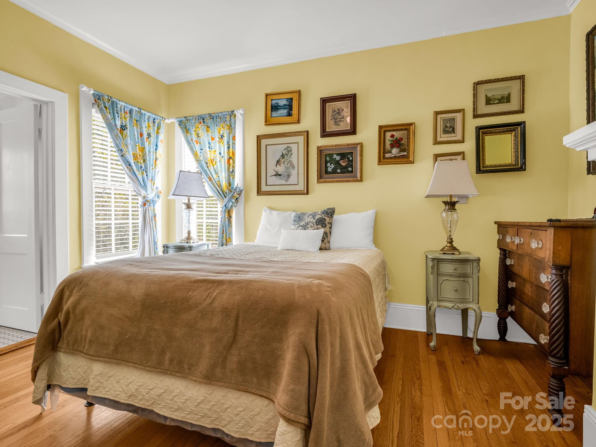 191 W 6th Street Property Photo 16