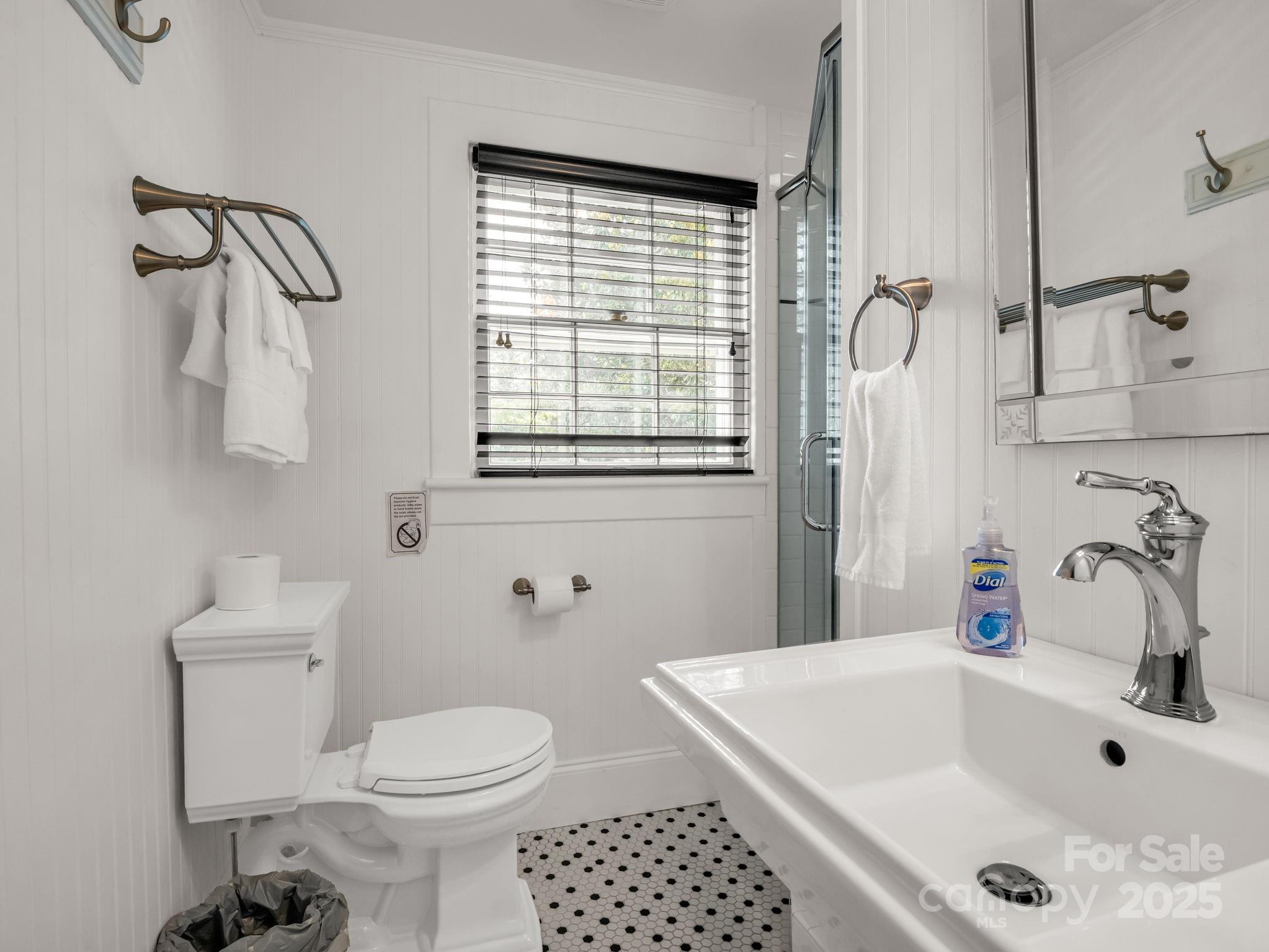 191 W 6th Street Property Photo 18