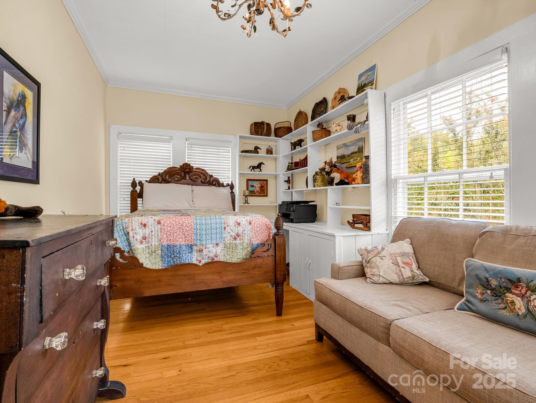 191 W 6th Street Property Photo 20