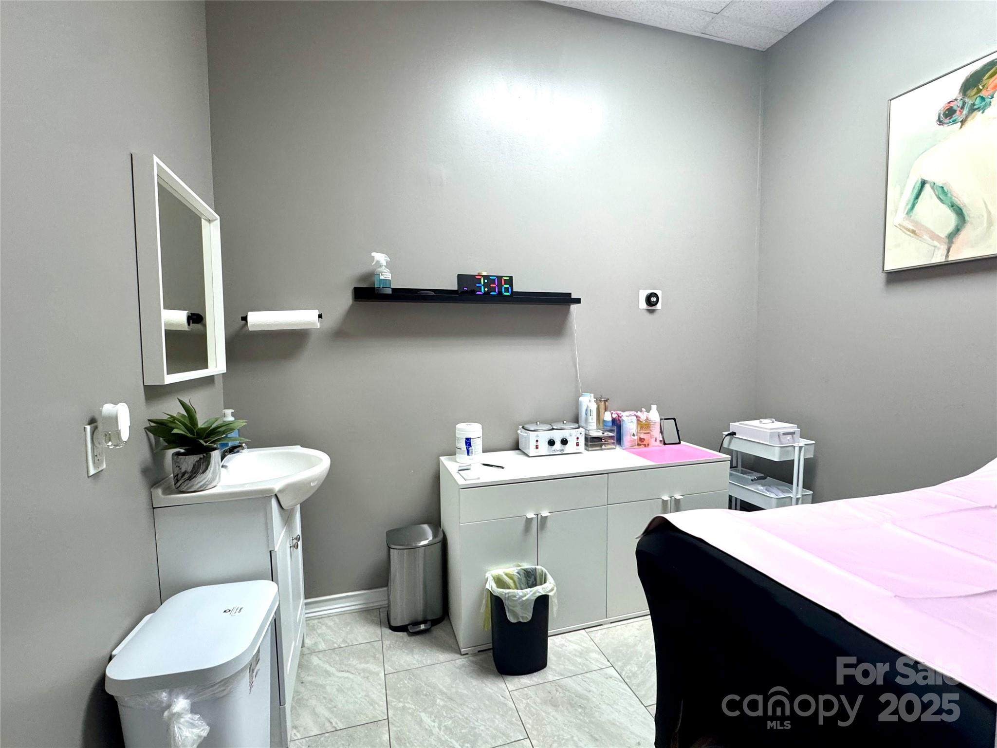 110 Charleston Drive 110 Property Photo 10