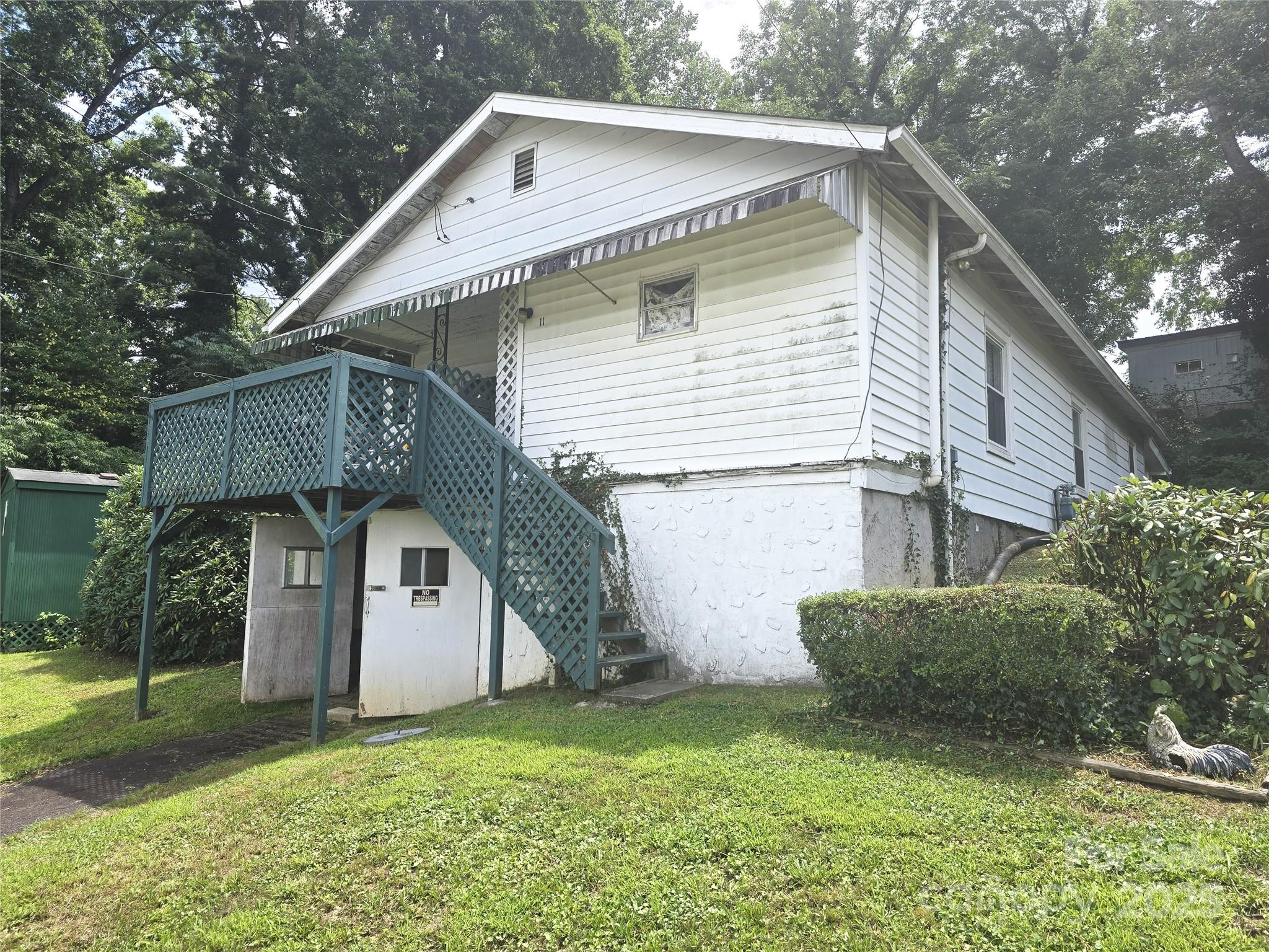 11 Edwards Street Property Photo 1
