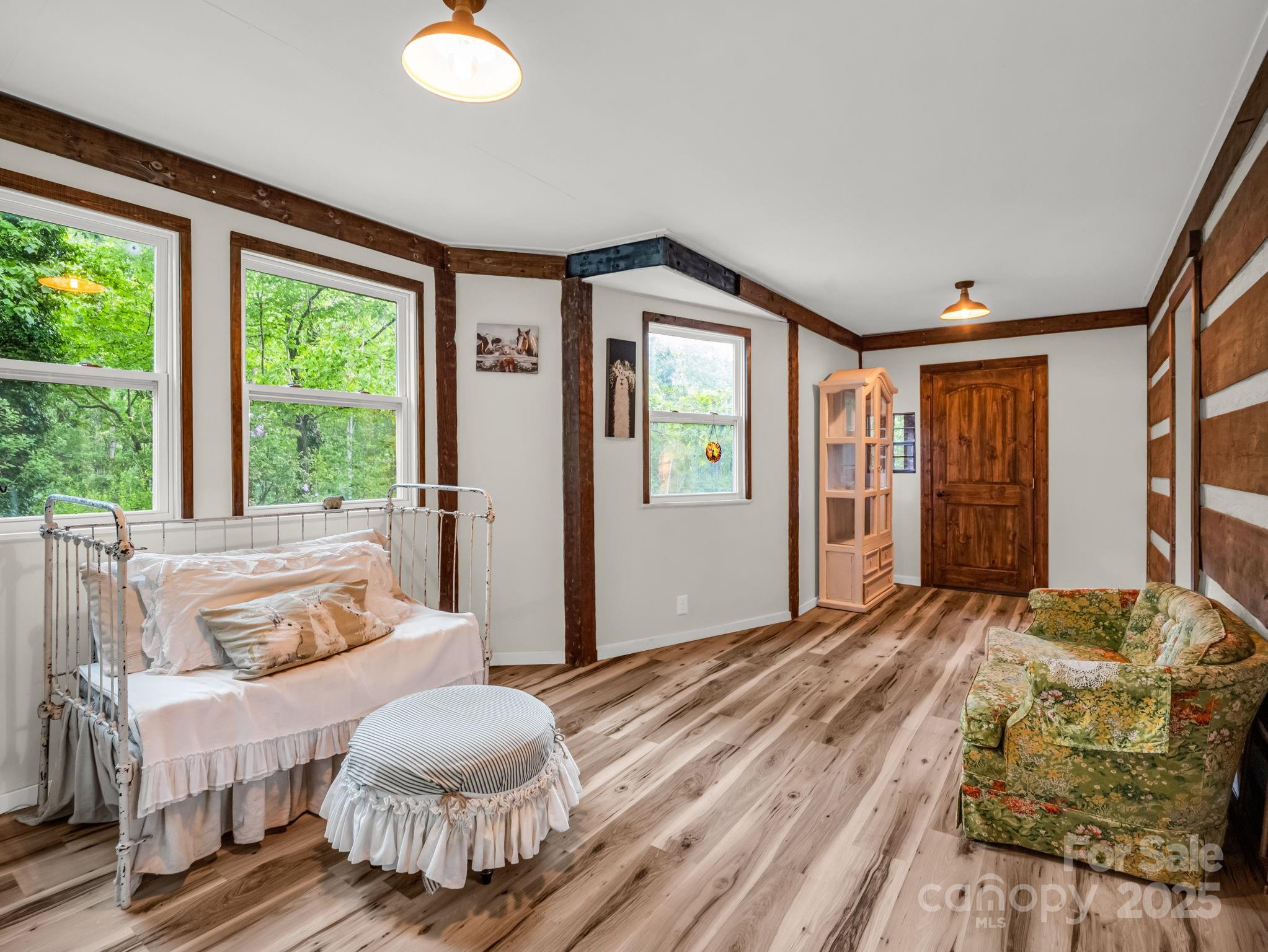 1145 Bearwallow Mountain Road Property Photo 23