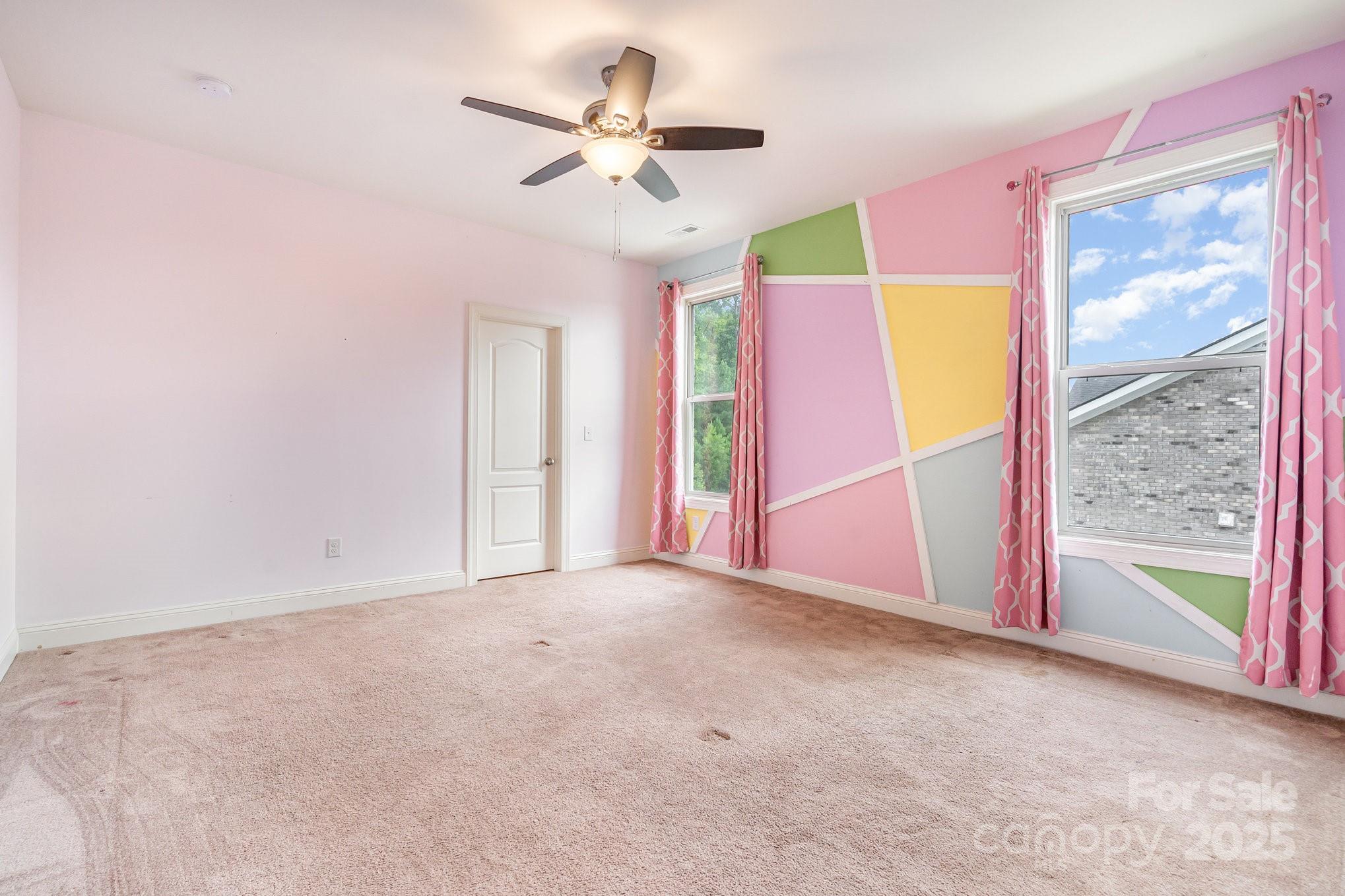 4071 Thames Circle Property Photo 17