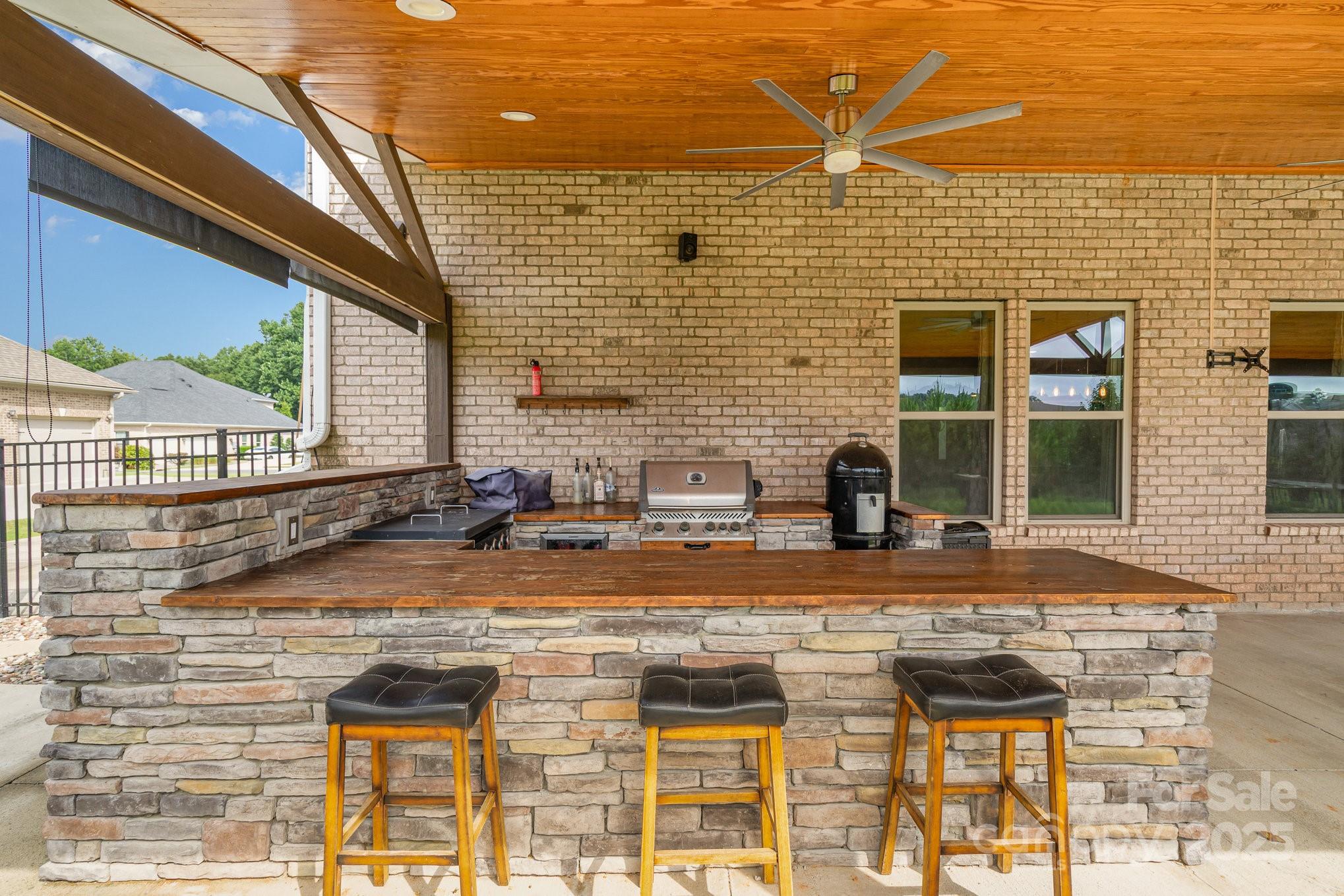 4071 Thames Circle Property Photo 19