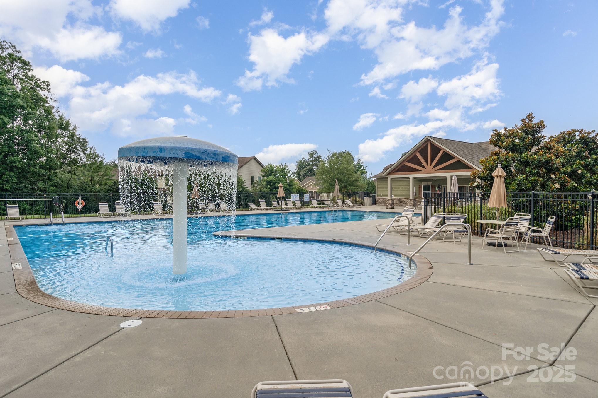 4071 Thames Circle Property Photo 22